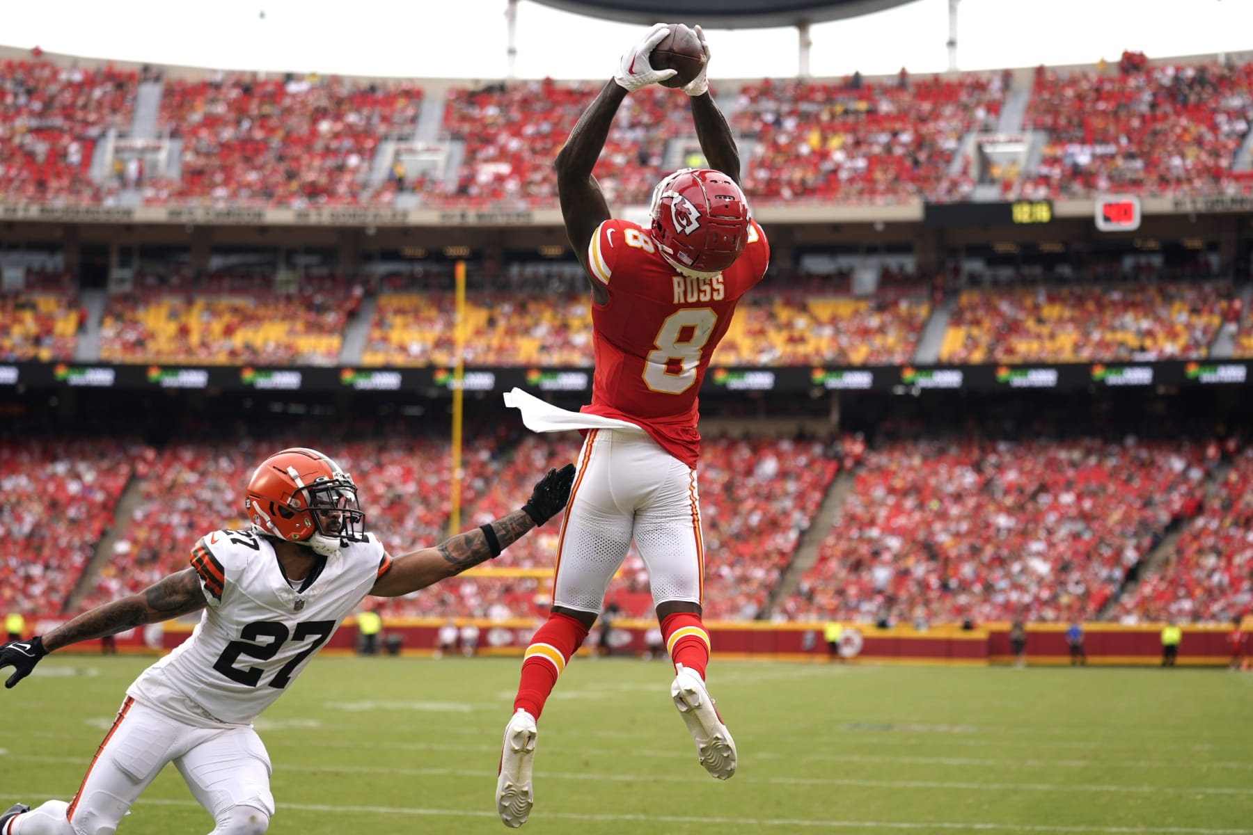 Chiefs: Patrick Mahomes' encouraging take on Justyn Ross amid training camp