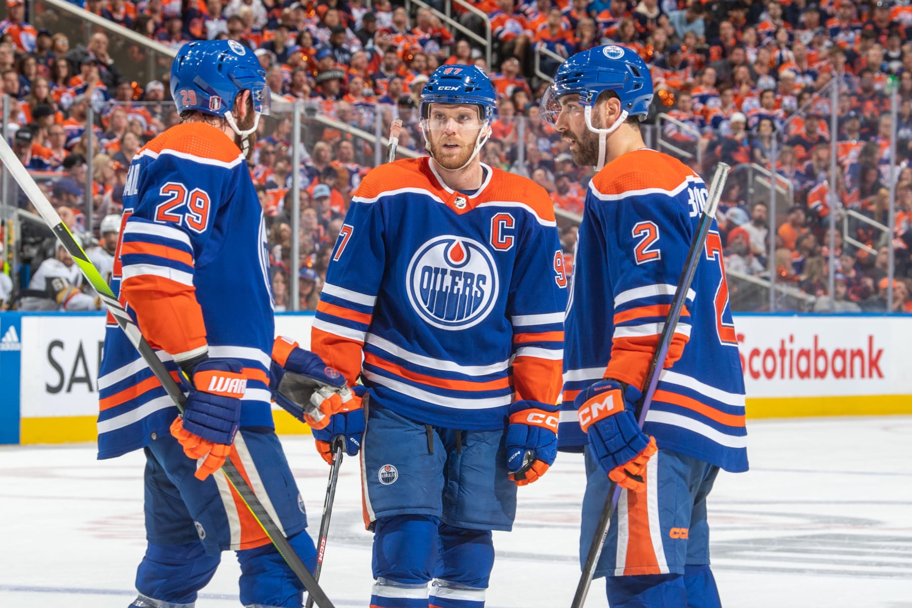 Oilers' Leon Draisaitl quickly becoming NHL's most clutch playoff performer  : r/hockey