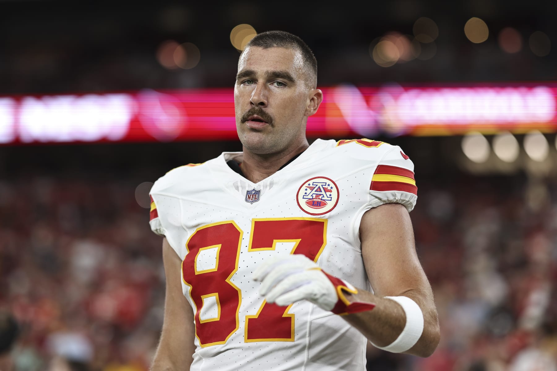 Kansas City Chiefs TE Travis Kelce OUT vs. Detroit Lions - Pride