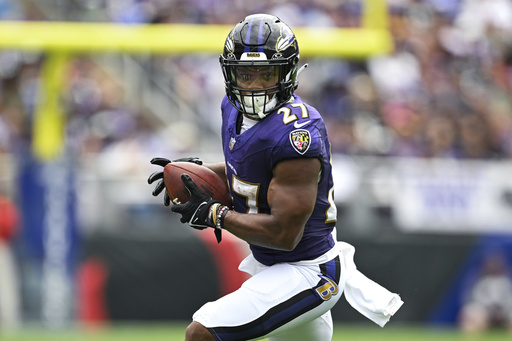 Ravens lose Dobbins, win NFL-best 20th in a row in preseason