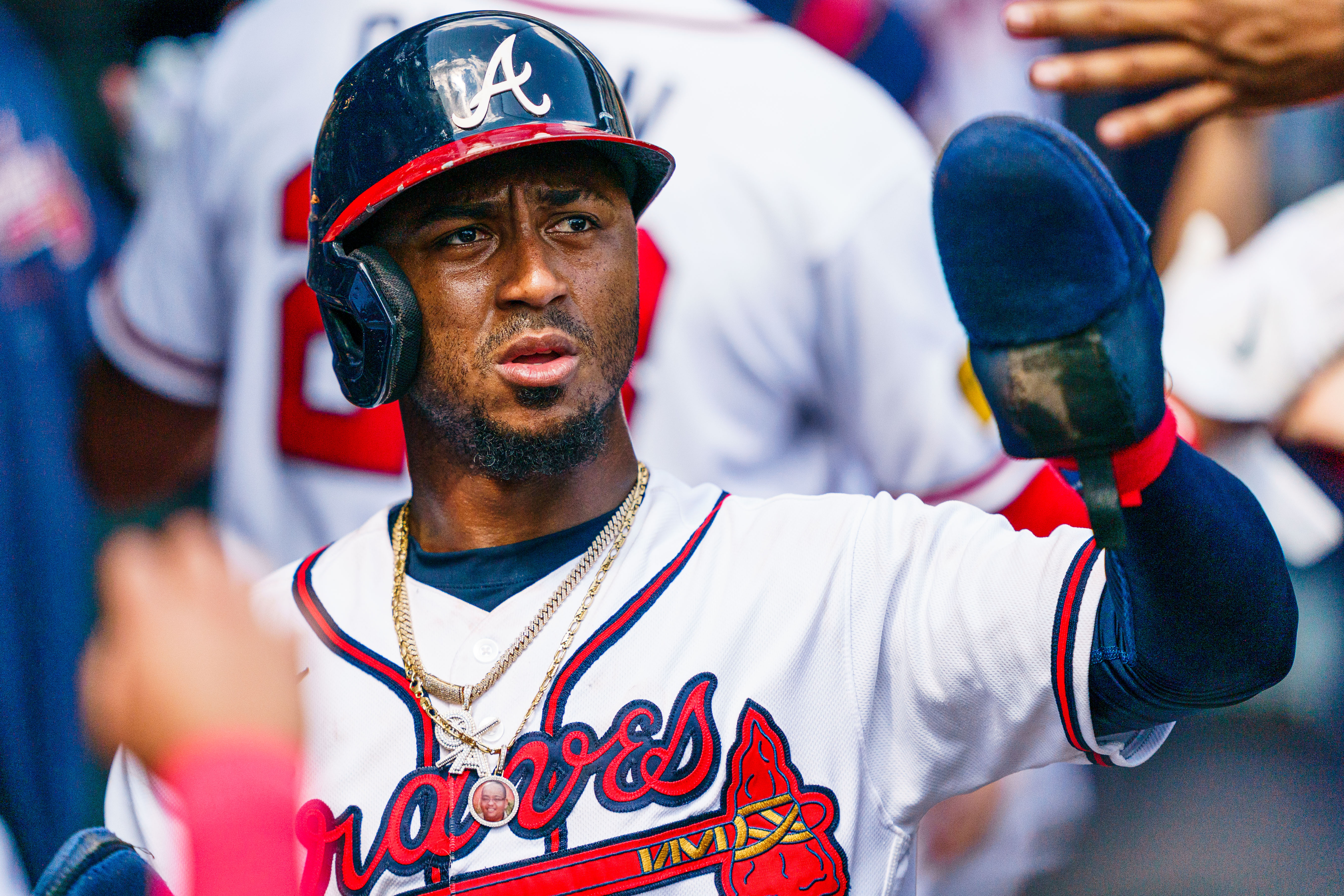 Braves at Phillies recap: Magic number trimmed to 4 with wild, 10-8,  extra-inning win - Battery Power