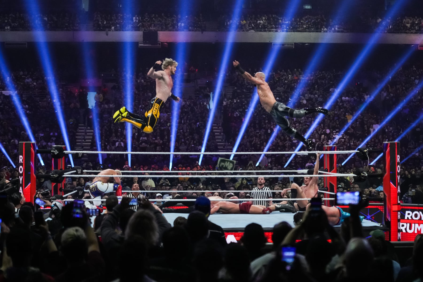 WWE's Royal Rumble will be at Tropicana Field on Jan. 27