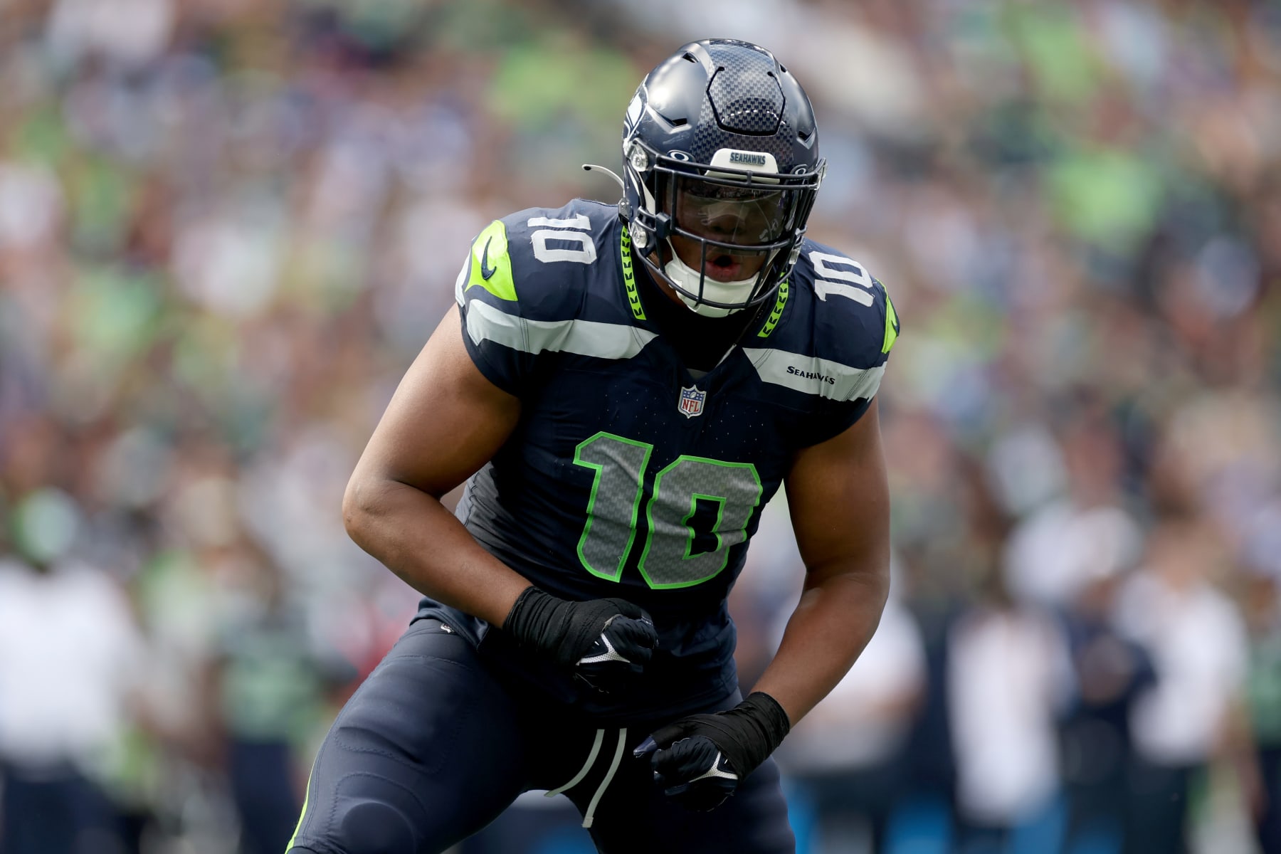 Seahawks rookie Cameron Young has the build (and buy-in) to earn key D-line  role - The Athletic
