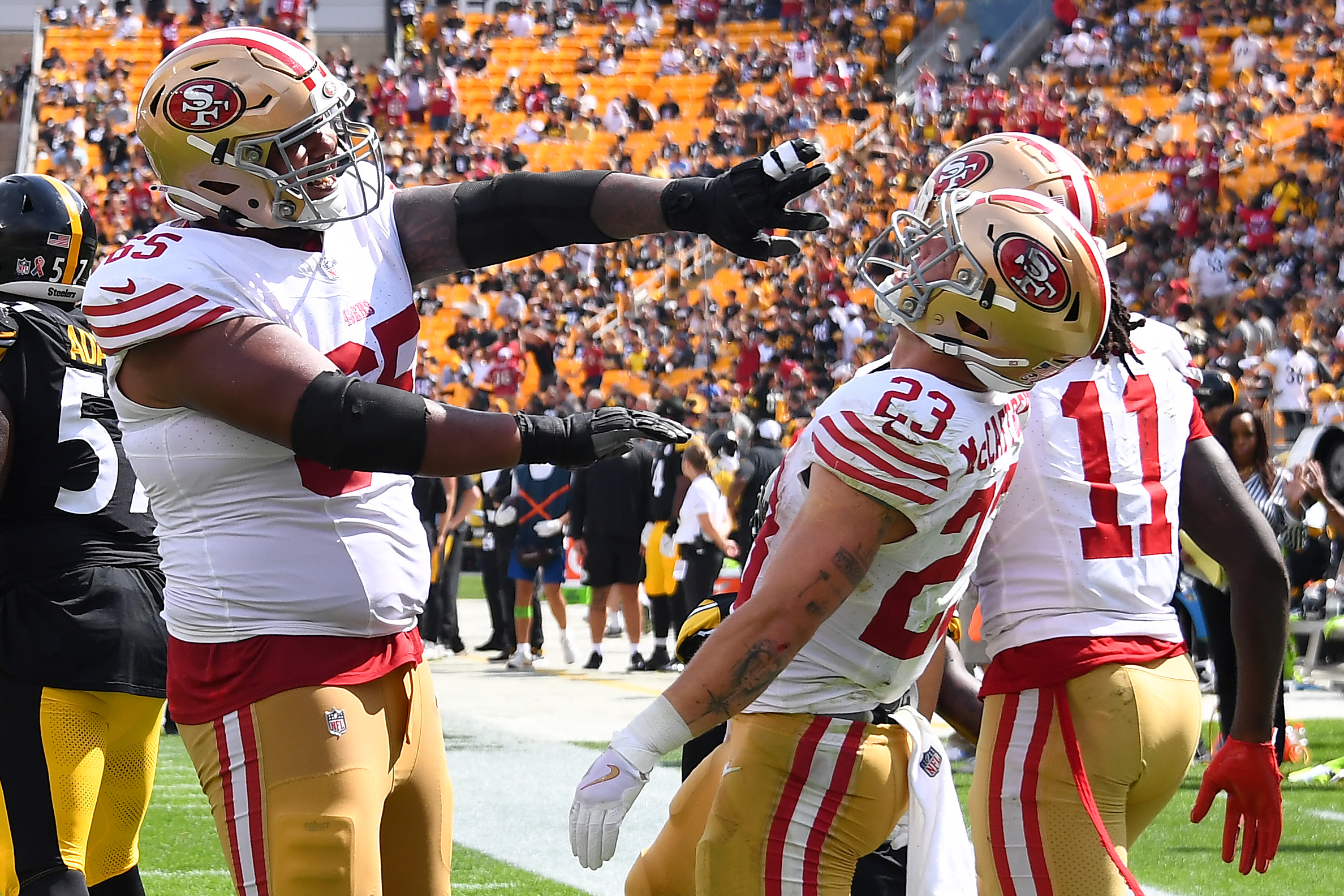 Central Michigan offensive tackles working with Joe Staley toward NFL