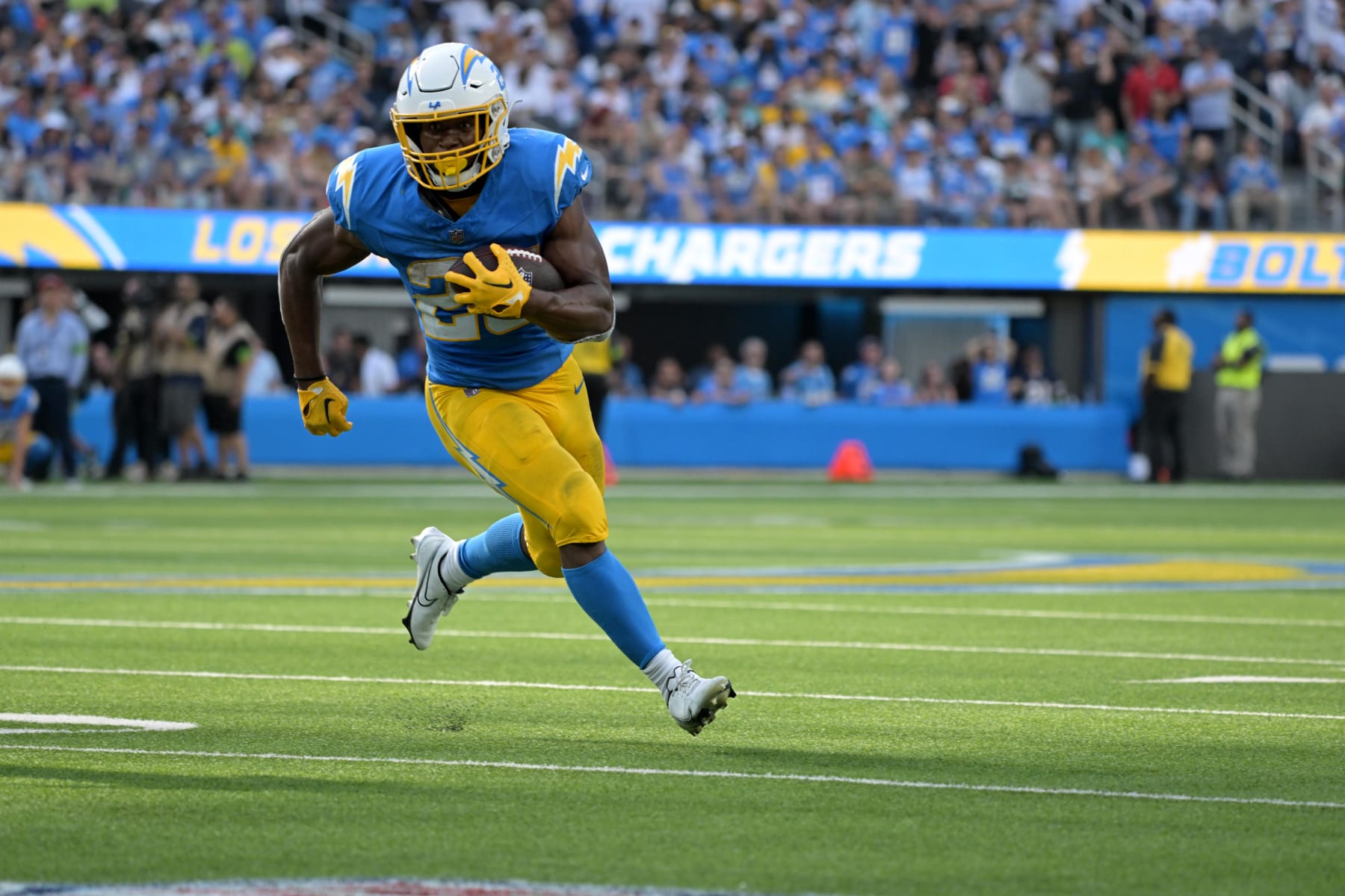 chargers throwback uniforms