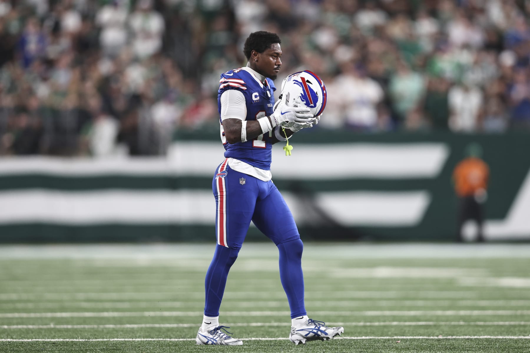 Bills' Stefon Diggs on Audio of Reporter Ripping Him: 'I'm a Human