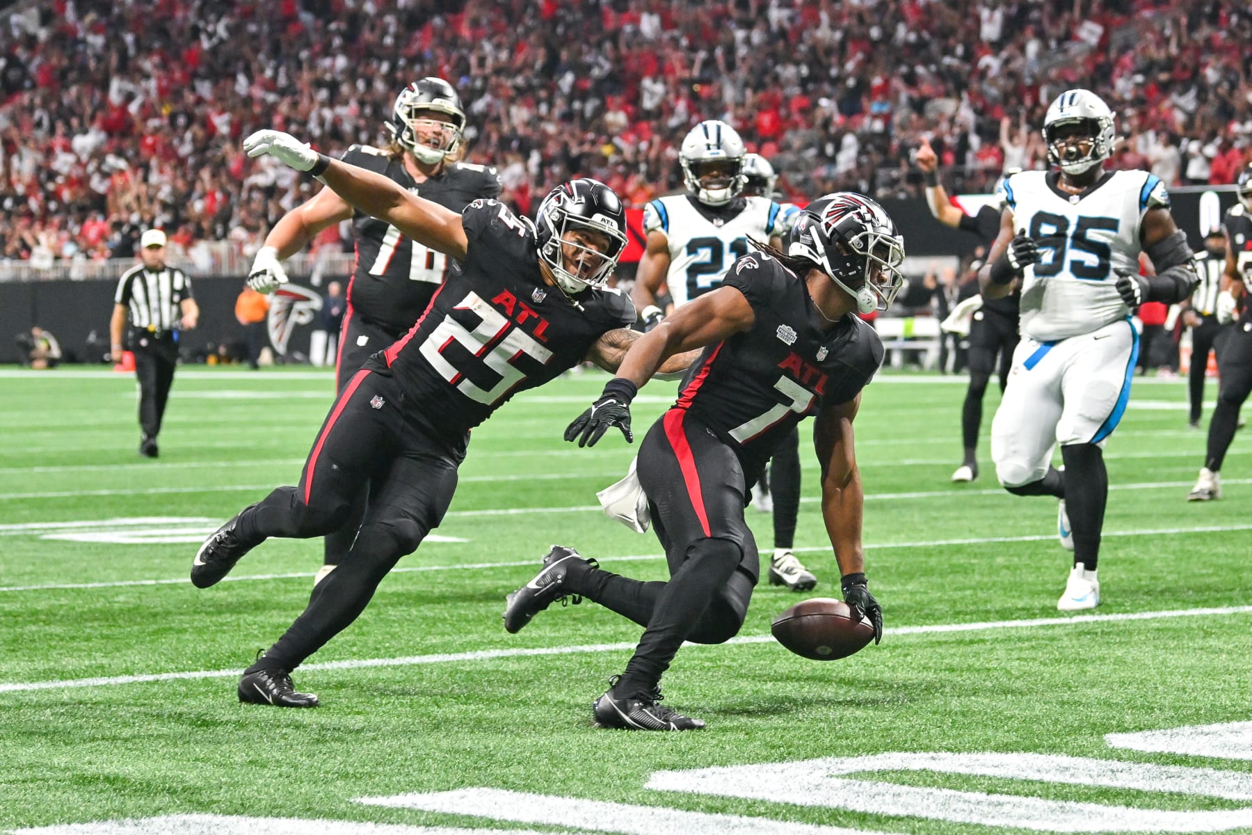 Atlanta Falcons 2023 NFL Preview: Embracing their run-first approach with  Bijan Robinson pick