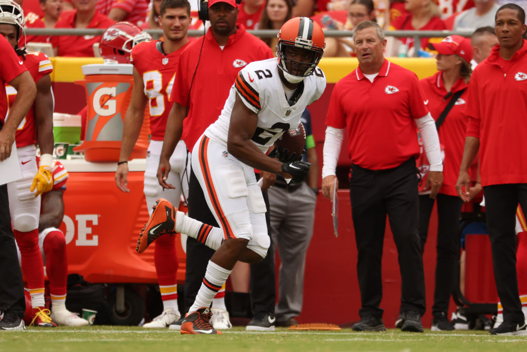 Browns' Amari Cooper active for MNF vs Steelers