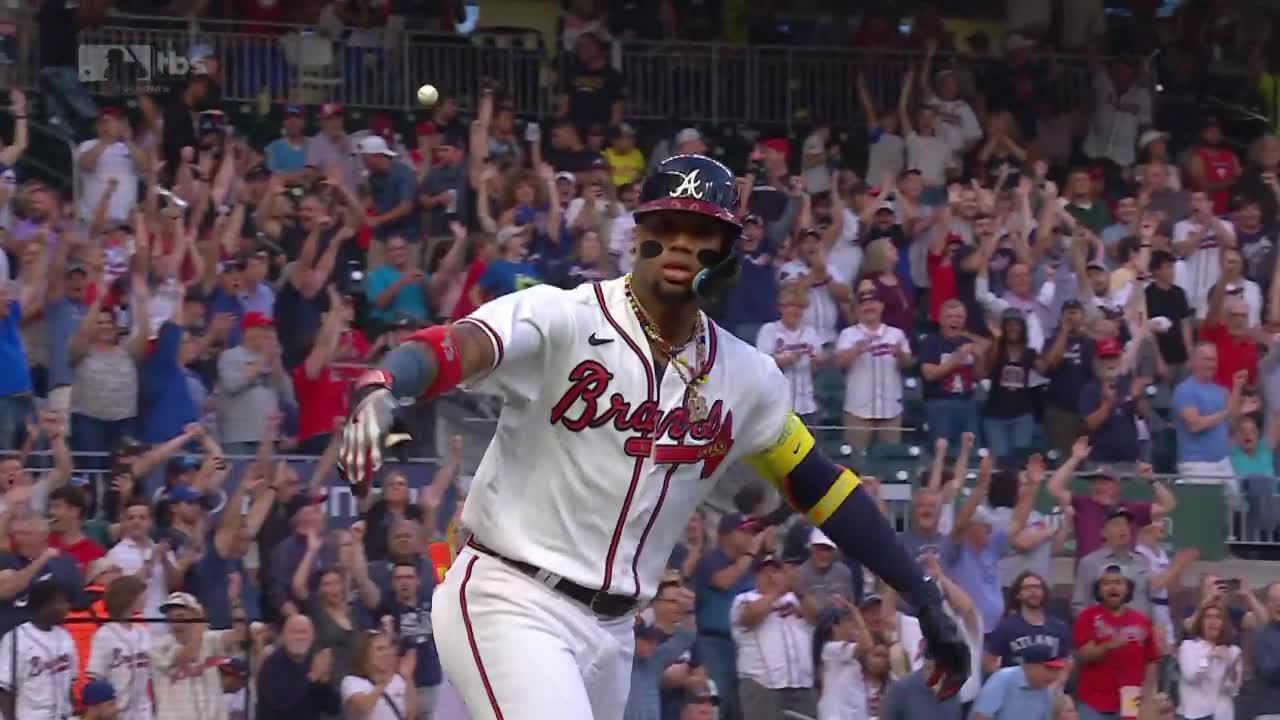 Ronald Acuña Jr. Hits 40th Home Run and Steals 70th Base, Braves Secure  Home-Field Advantage for Playoffs - BVM Sports