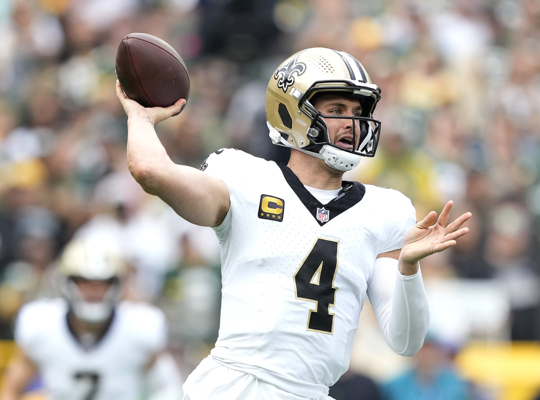 Saints' Carr (shoulder) week-to-week, but not ruled out for next game