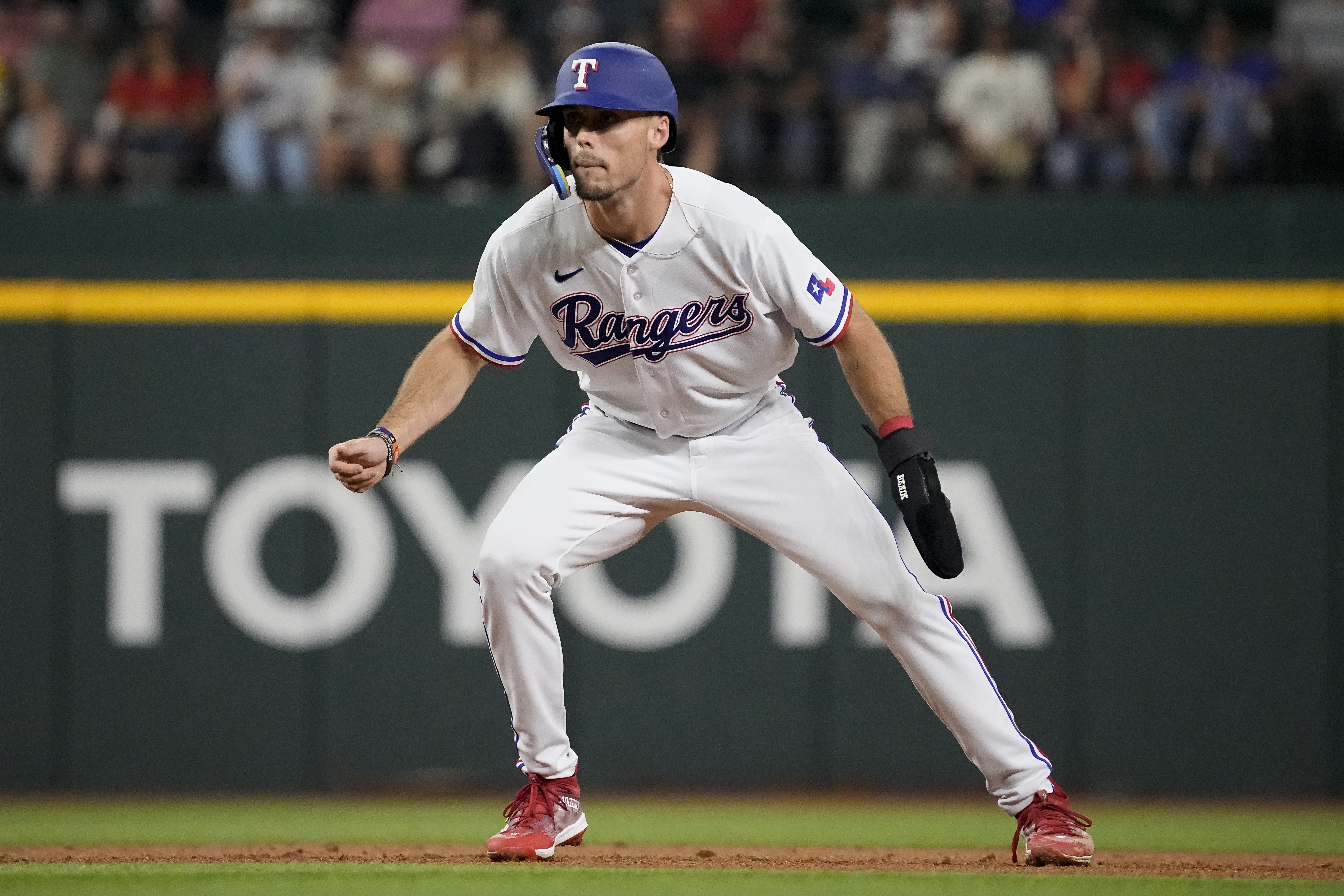 Milwaukee Brewers Trade Lucroy and Jeffress to Rangers