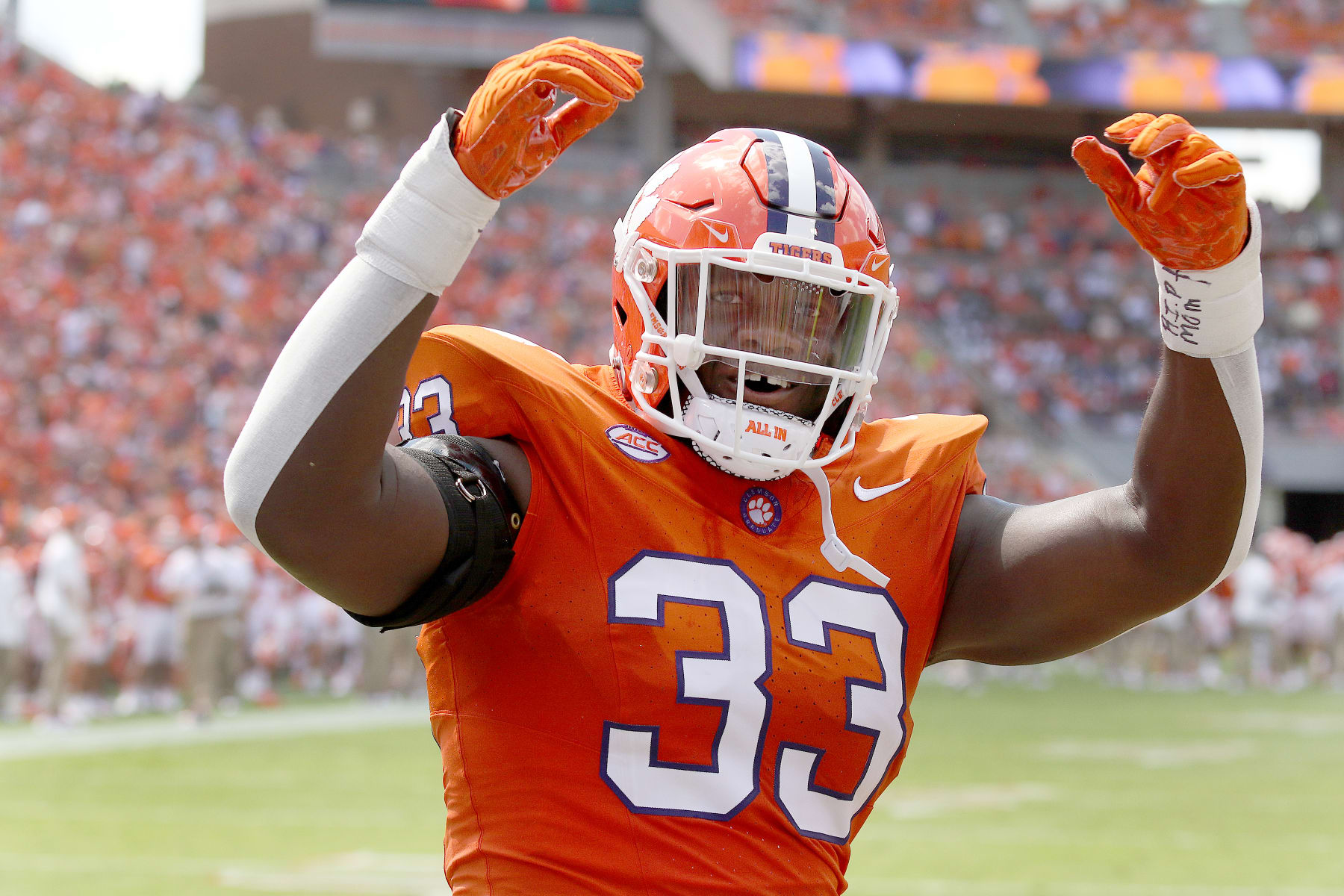 CLEMSON, SC - SEPTEMBER 09: Clemson Tigers defensive tackle Ruke Orhorhoro (33) during a college football game between the Charleston Southern Buccaneers and the Clemson Tigers on September 9, 2023, at Clemson Memorial Stadium in Clemson, S.C.  (Photo by John Byrum/Icon Sportswire via Getty Images)