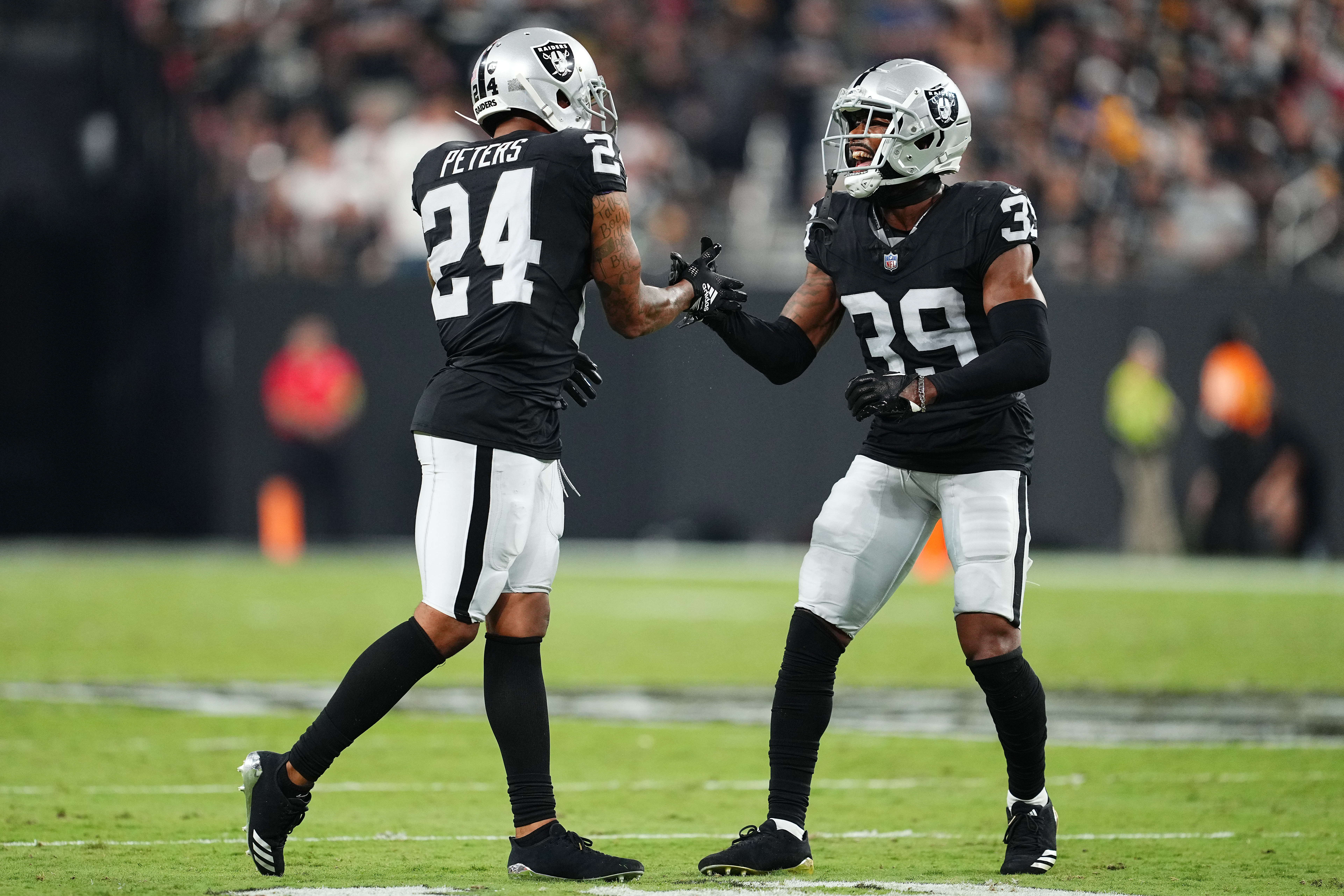 Kamerion Wimbley's new contract could help Oakland Raiders re-sign