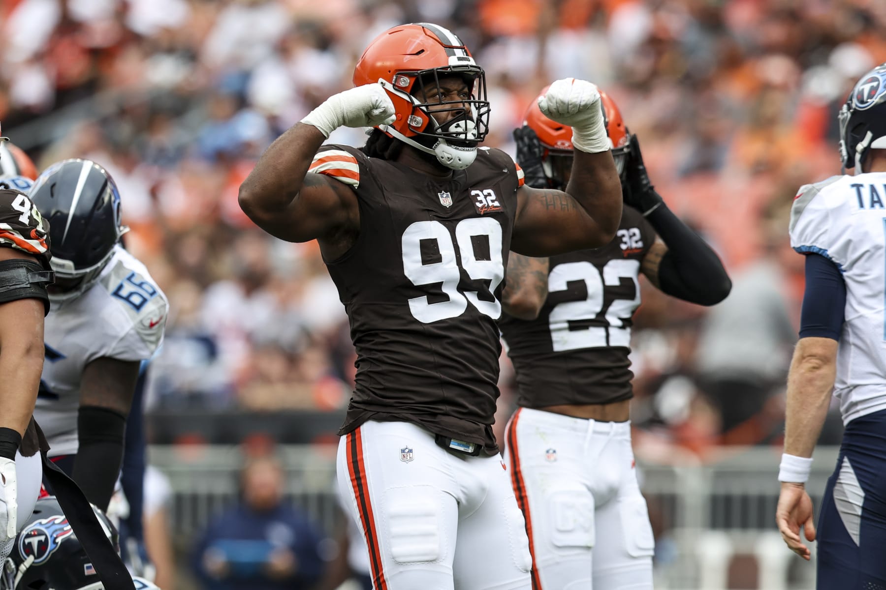 49ers should explore trade with Browns to fix sneaky big roster