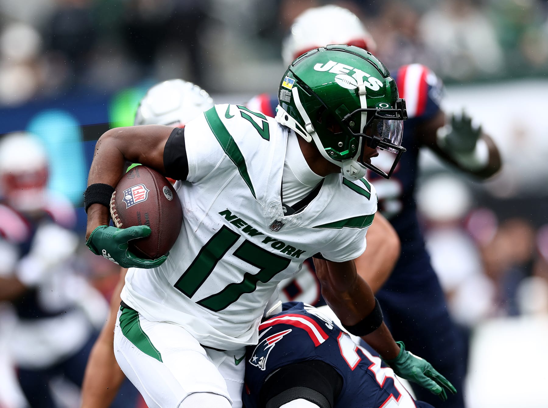 Jets Rookie Phenom WR Garrett Wilson Highlights Week 2 Fantasy Adds