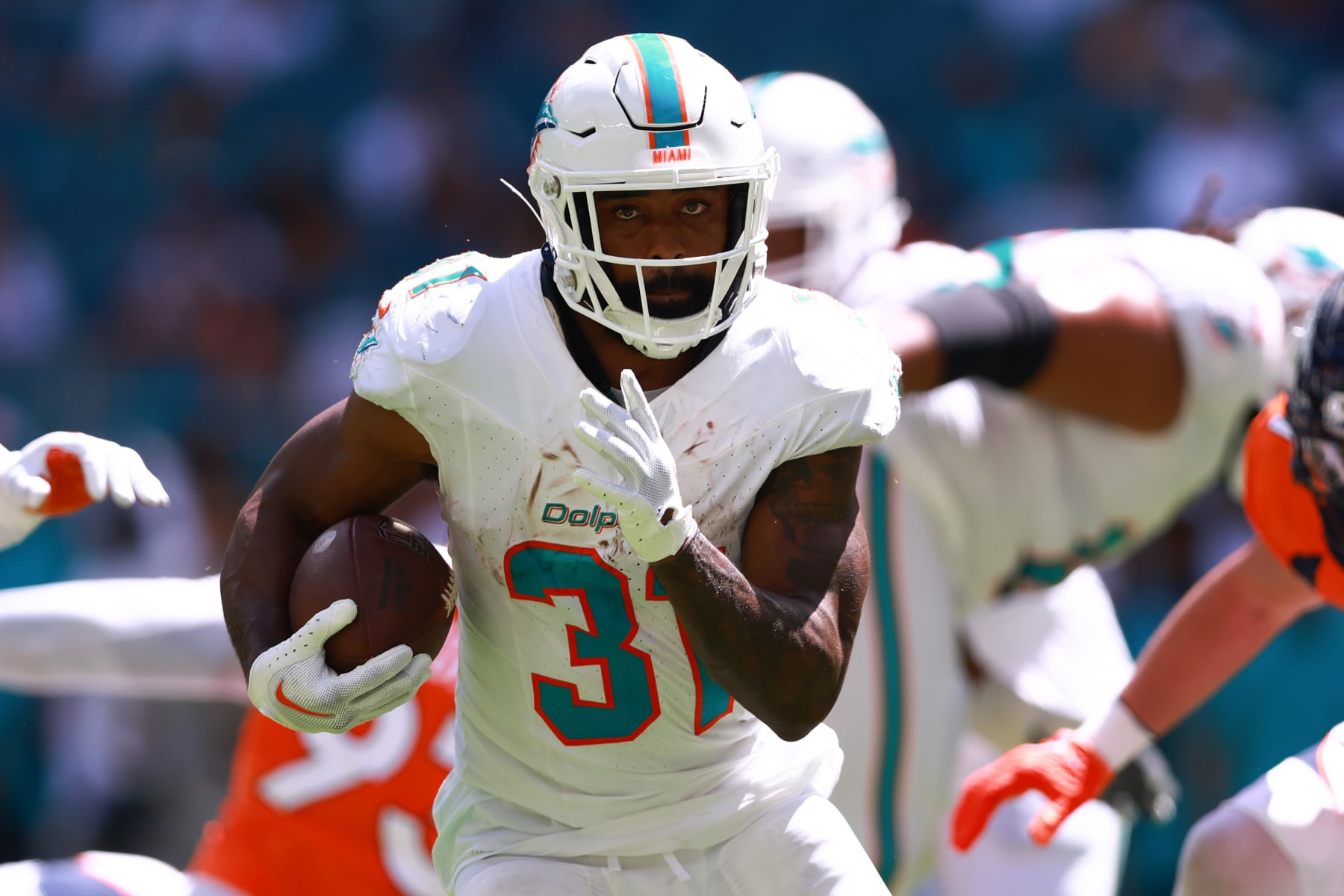 Fantasy Alert: Dolphins' Jeff Wilson Jr. on IR, Out 4 Games; Raheem Mostert  New RB1, News, Scores, Highlights, Stats, and Rumors