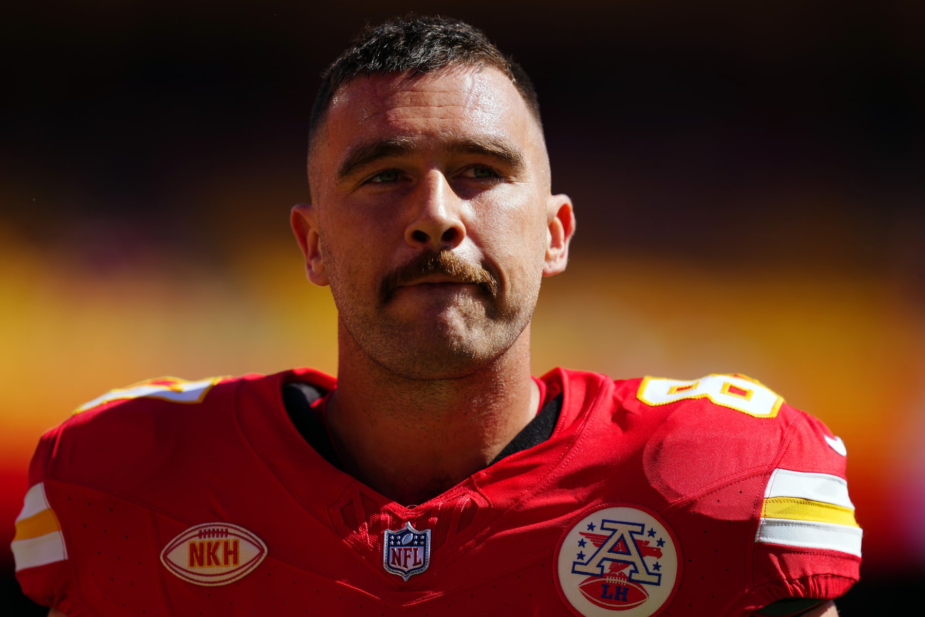 Chiefs vs. Bears: Travis Kelce jersey sales spike after Taylor Swift  appearance