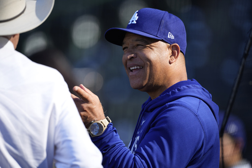 Dave Roberts dressed up as Coach Prime for Dodgers dress-up day : r/baseball