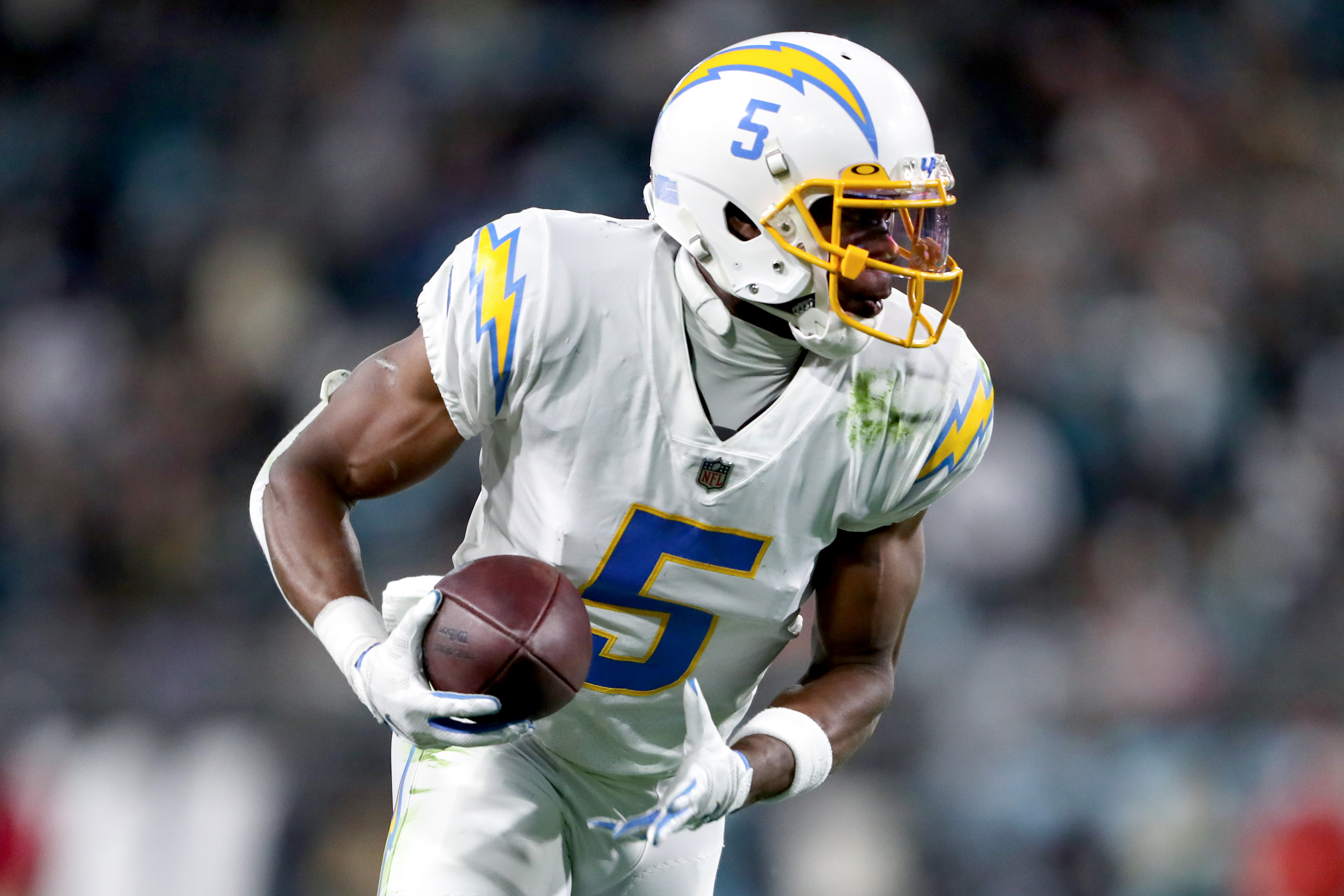 Teddy Bridgewater injury update: Dolphins quarterback sustained broken  finger according to report - The Phinsider