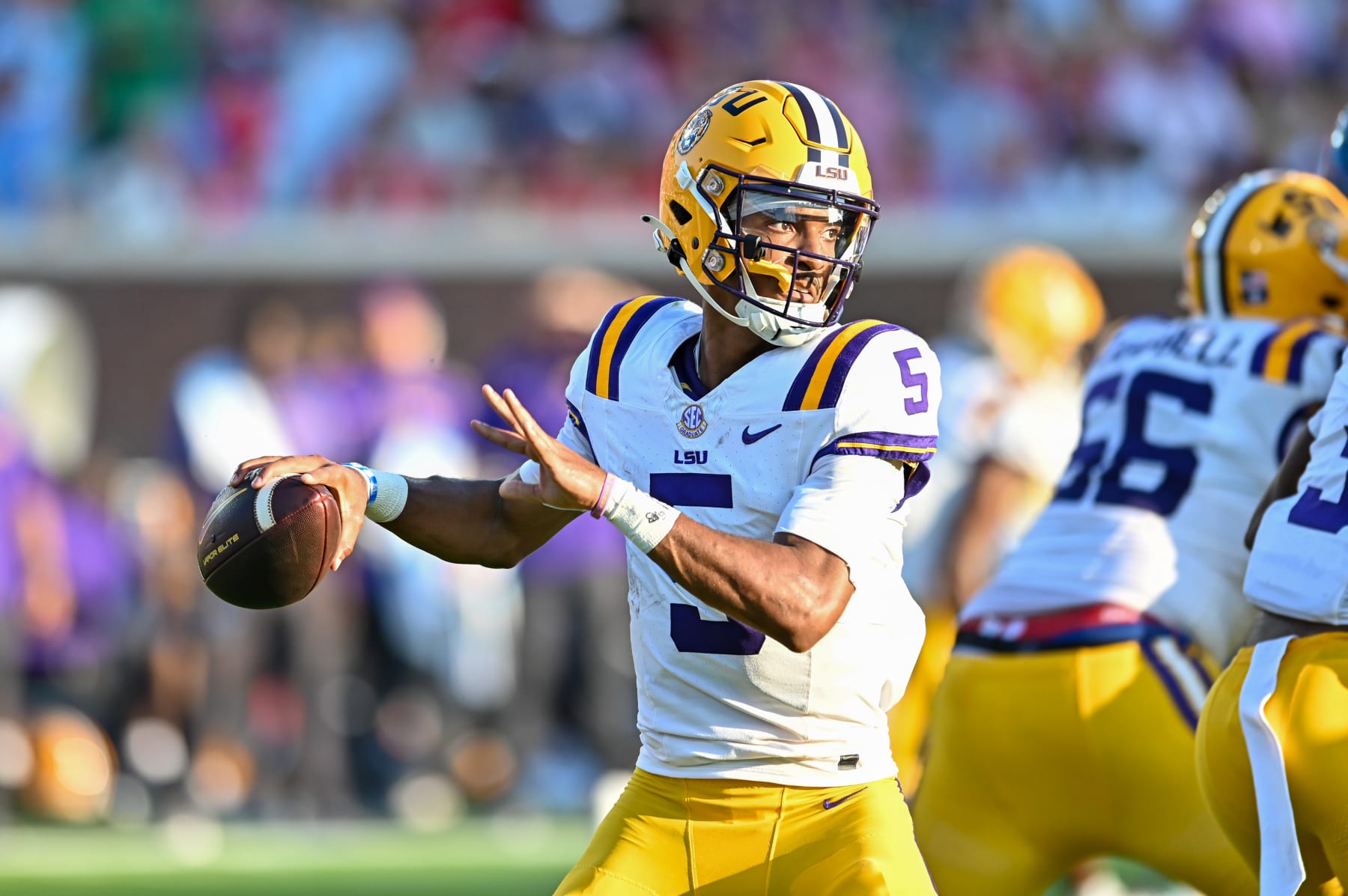 Bo Nix is in elite company when it comes to stats through 8 games