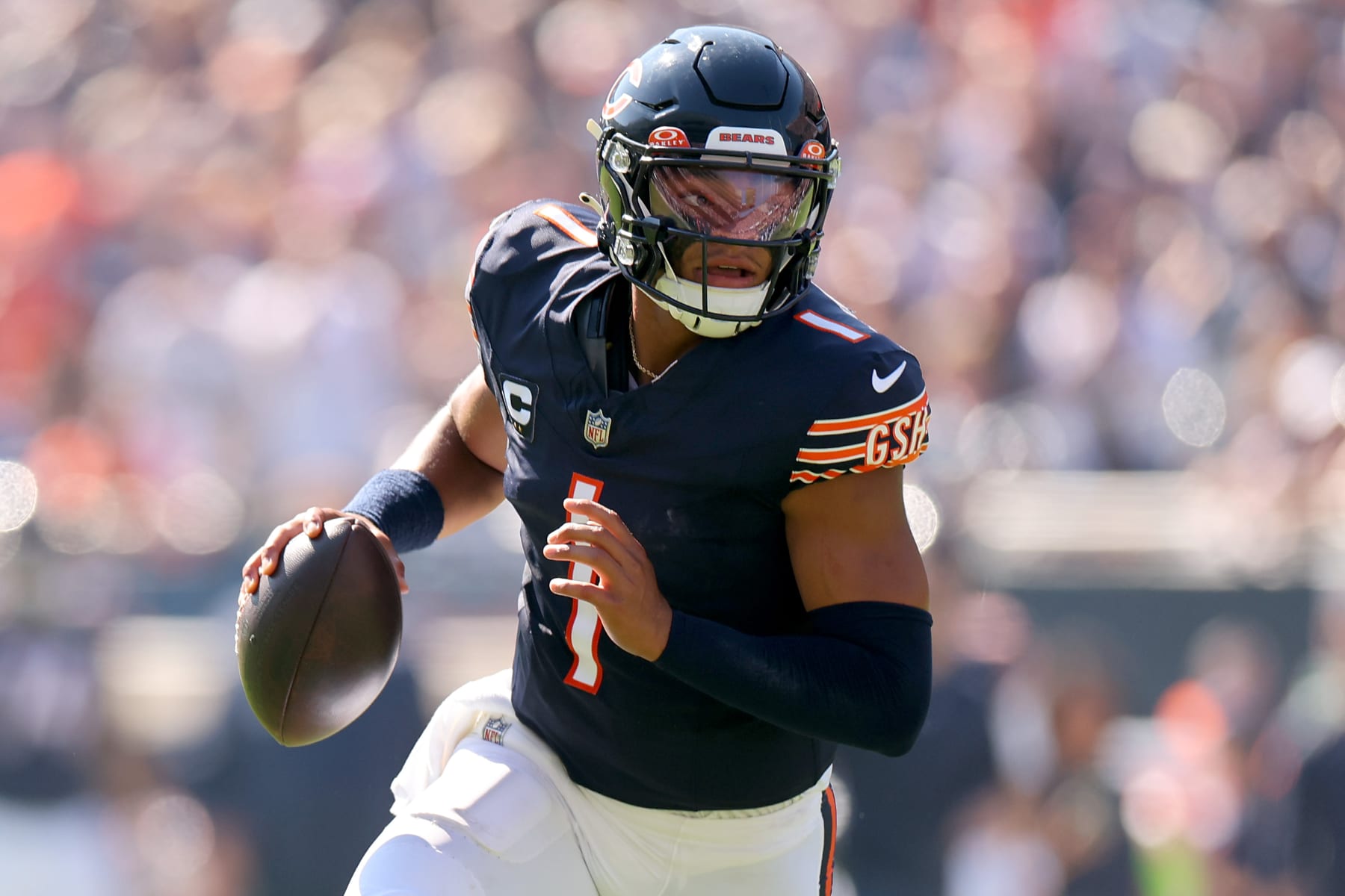 Fantasy Football QB Week 5 Trade Targets: Buy Low, Sell High Players  Include Anthony Richardson, Justin Fields, and More