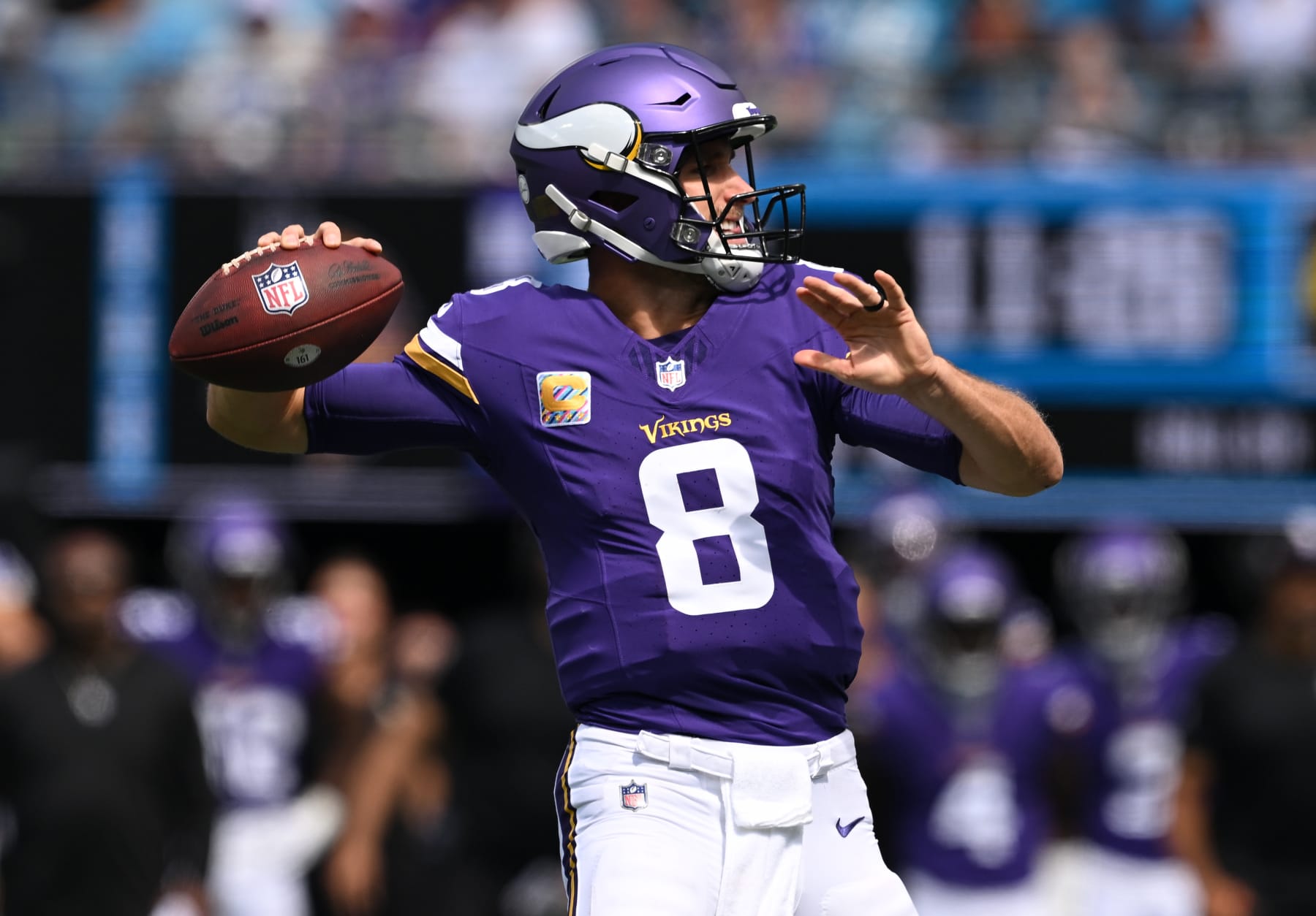 NFL Exec: Kirk Cousins Should Sign Contract Similar to Derek Carr's in Free  Agency, News, Scores, Highlights, Stats, and Rumors