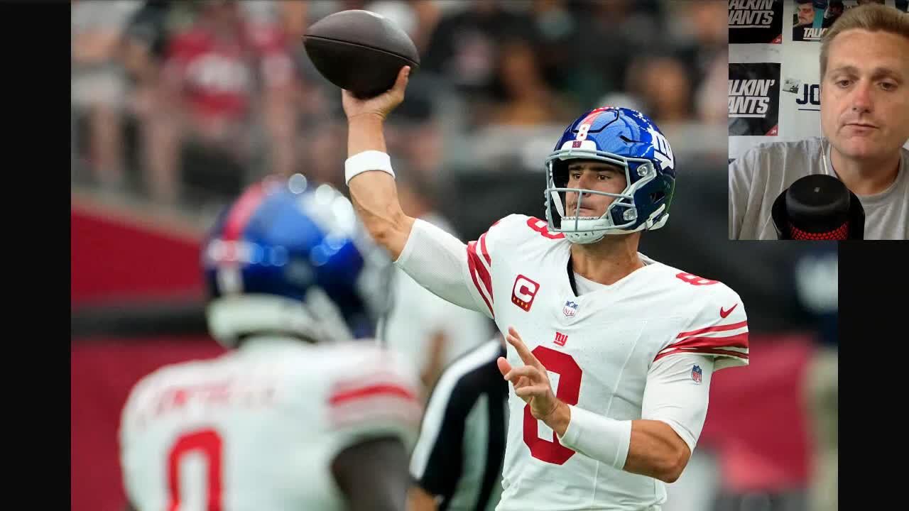 Daniel Jones, Overmatched Giants Season Unravels in Nightmare MNF Loss to  Seahawks, News, Scores, Highlights, Stats, and Rumors