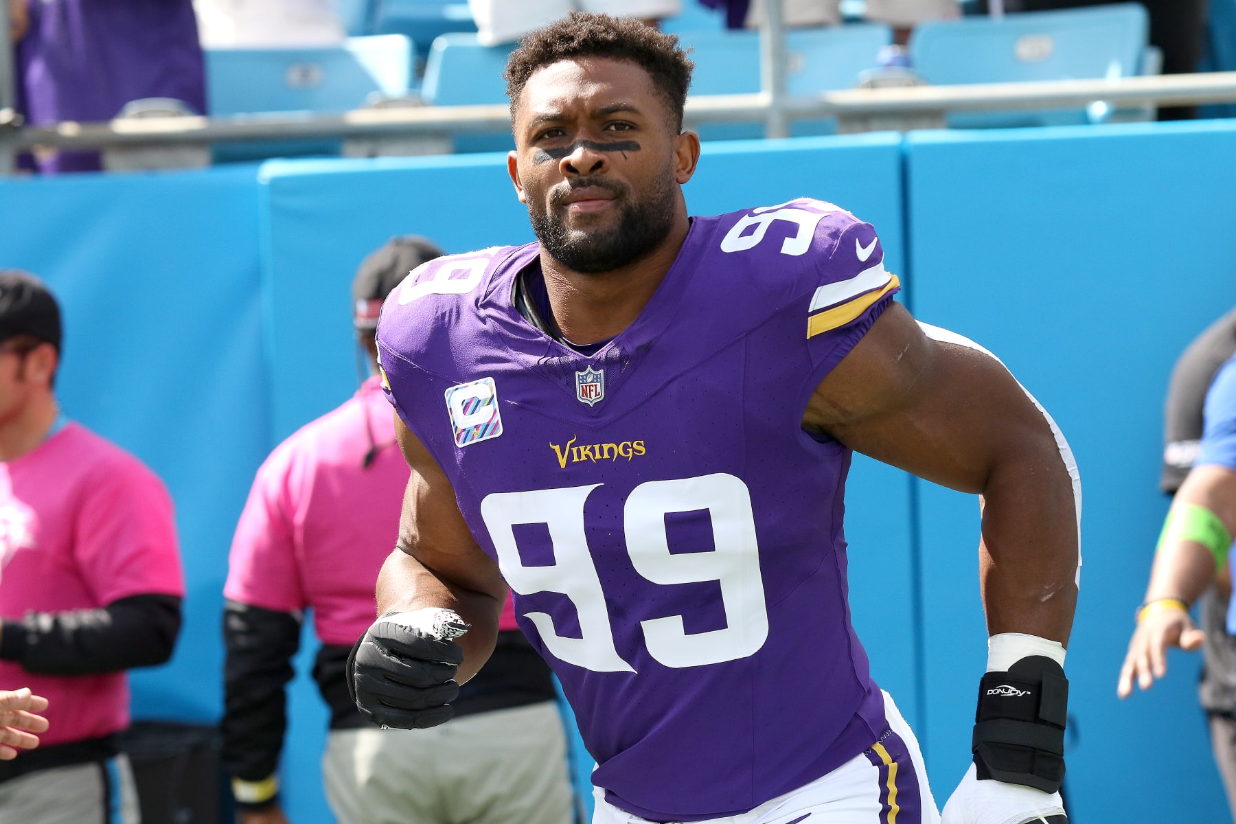 5 likely landing spots for Vikings star Danielle Hunter if he's traded