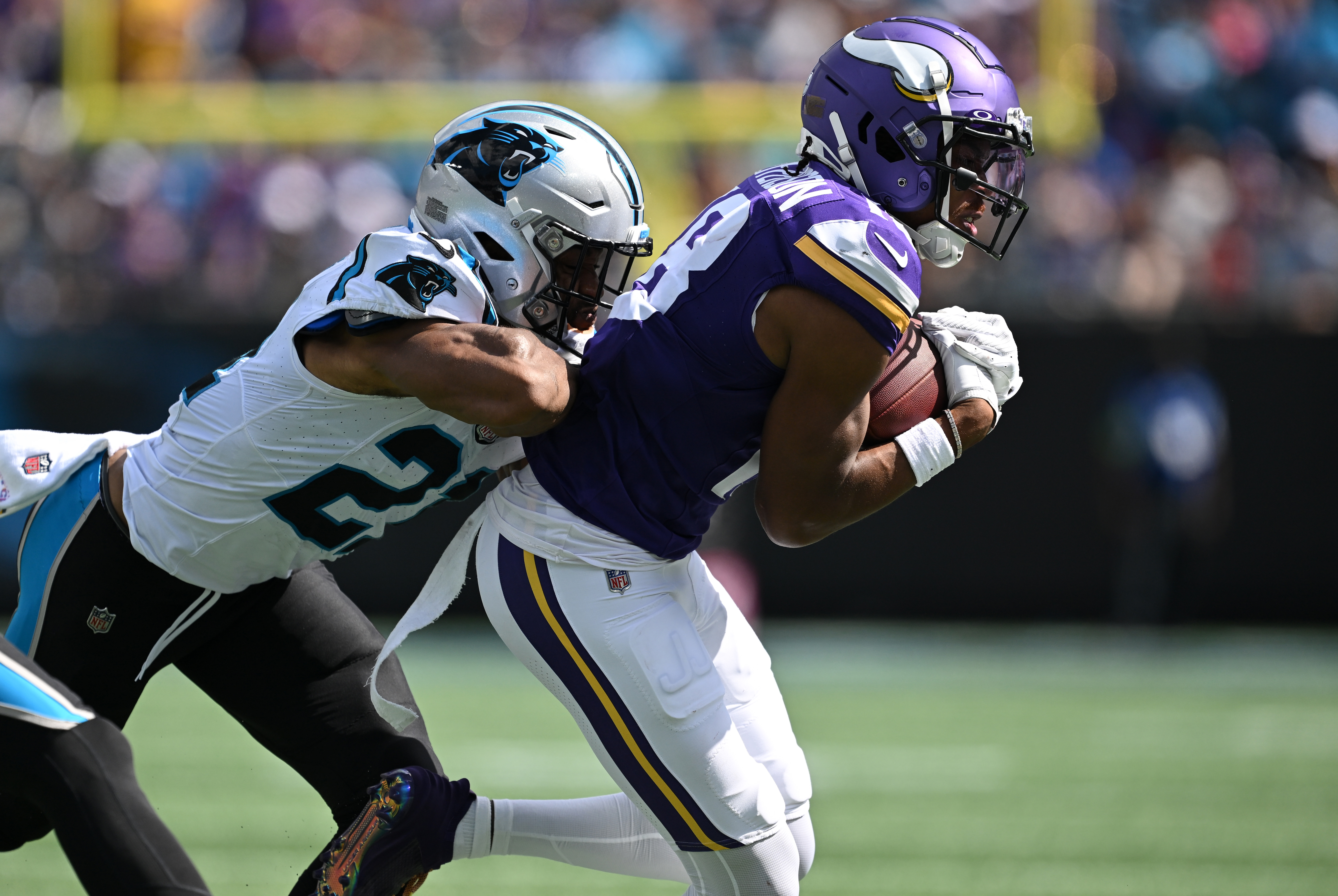 Minnesota Vikings at Carolina Panthers live updates: Sam Franklin INT gives  Panthers lead