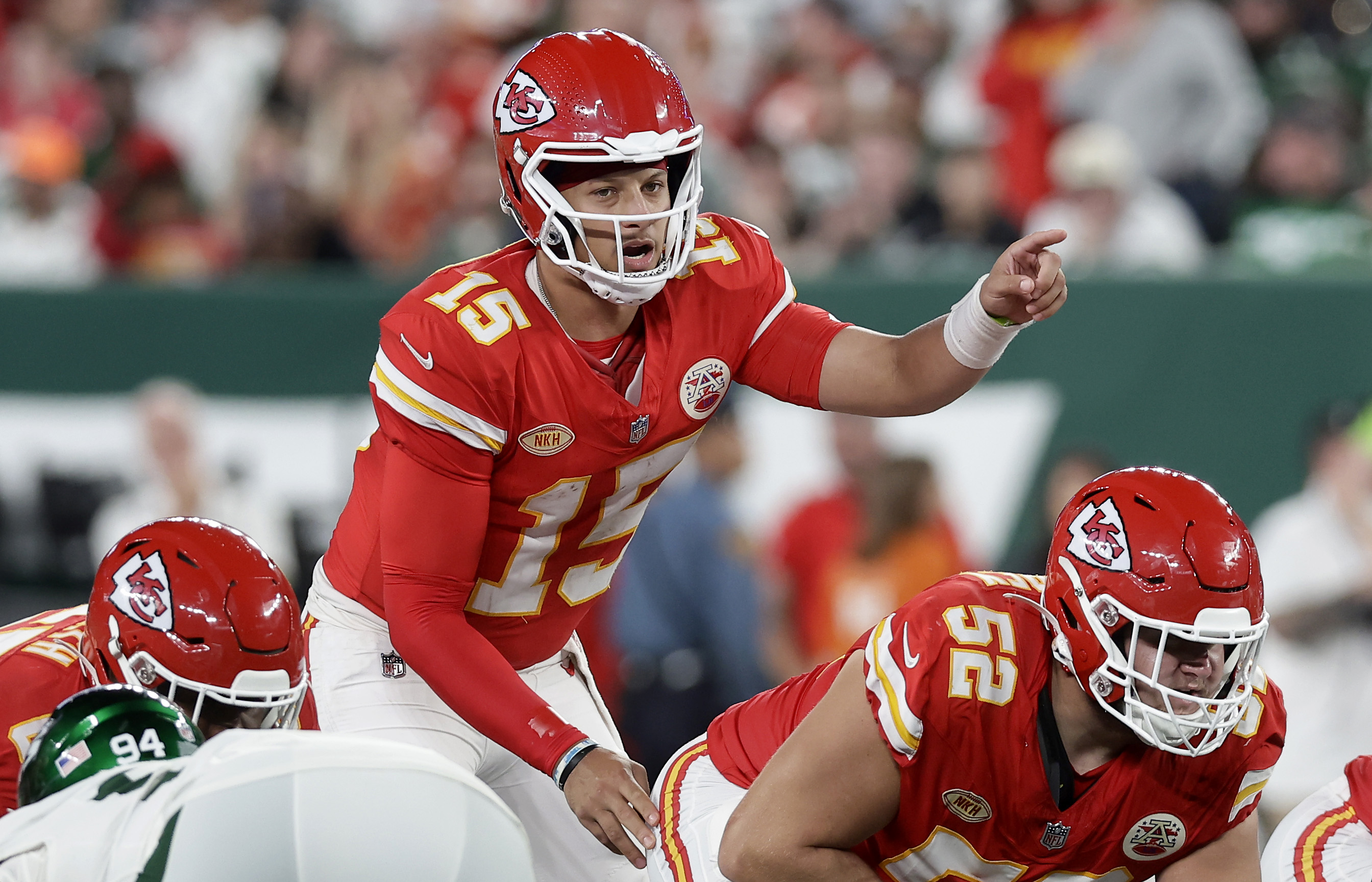 KC's Patrick Mahomes gets in on NFTs, signs with NFL ALL DAY