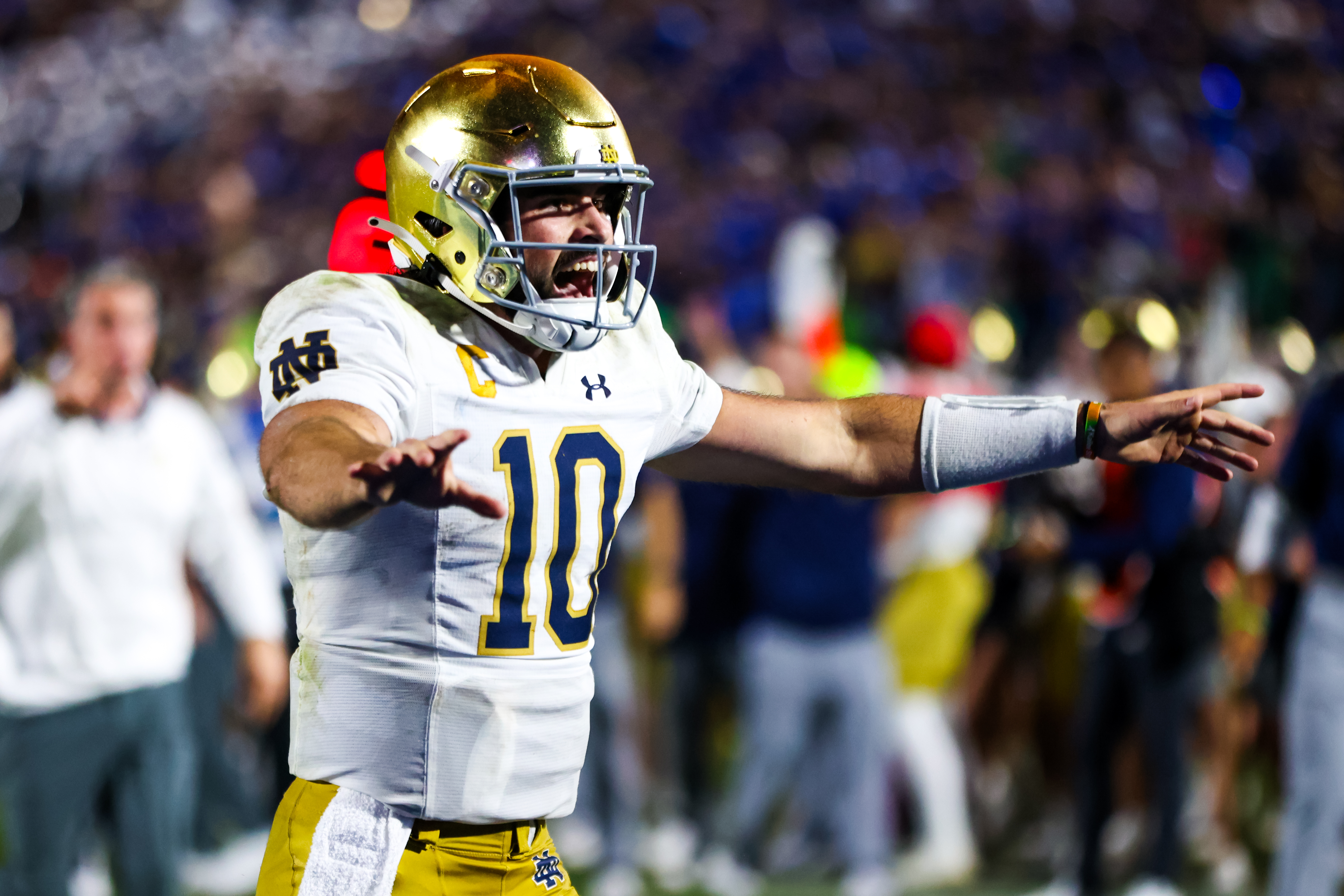 Notre Dame's Louis Nix III out with knee injury vs. Air Force