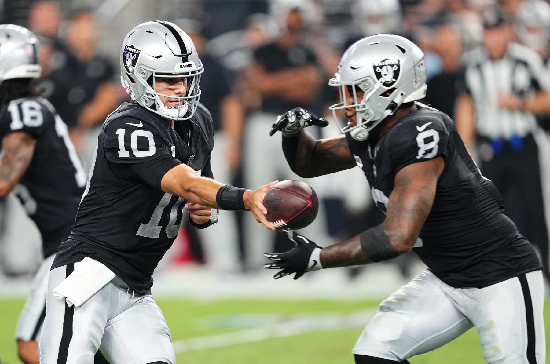 Raiders News: Las Vegas' Super Bowl odds remain stagnant through