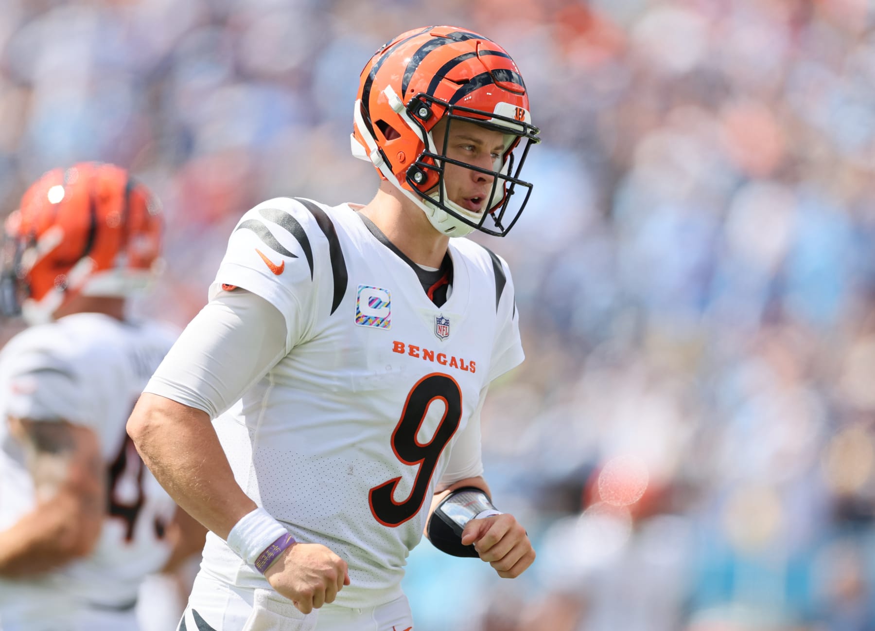 Ja'Marr Chase hobbles off field after huge Bengals-Falcons first half