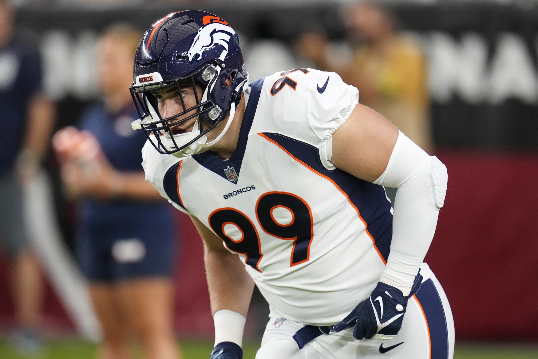 So fresh, so clean: Broncos' 2020 Pro Bowlers don game uniforms for AFC  team photo