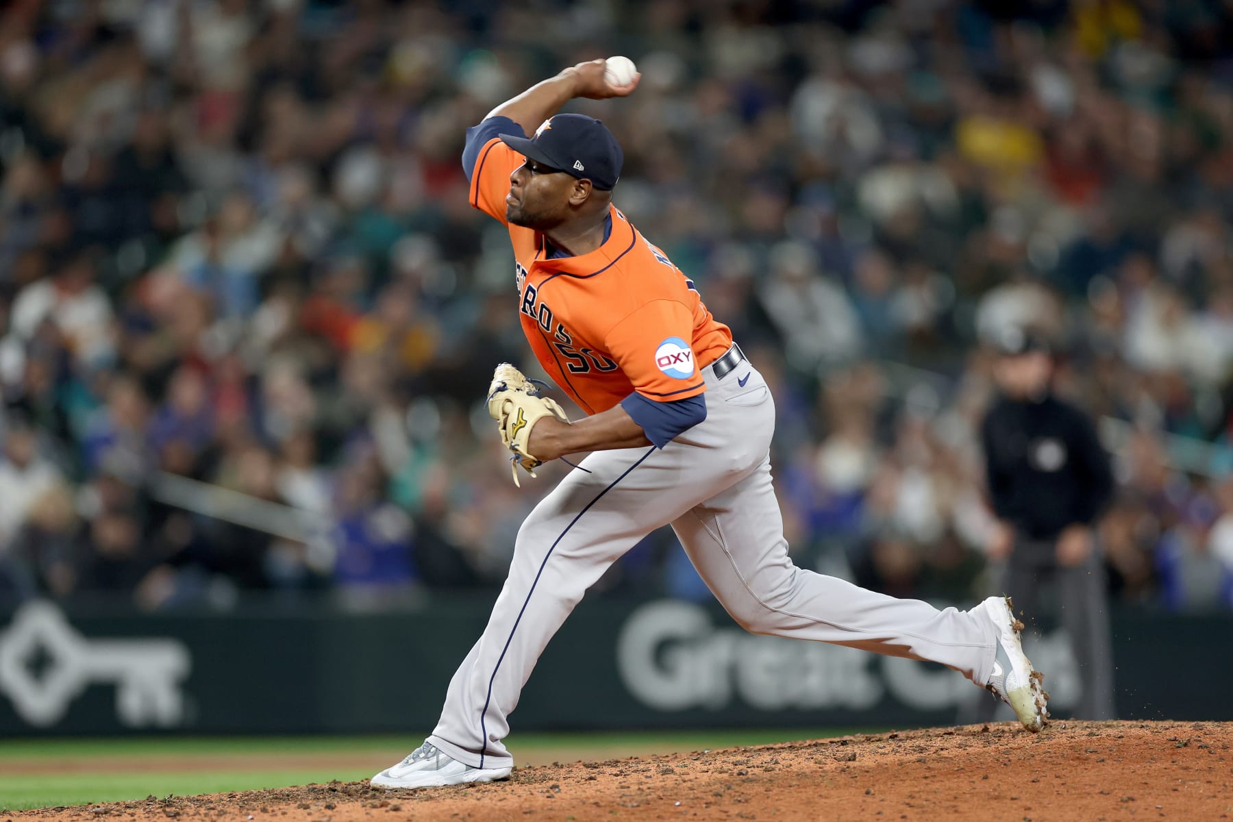 MLB reportedly investigates Astros after claims that players wore