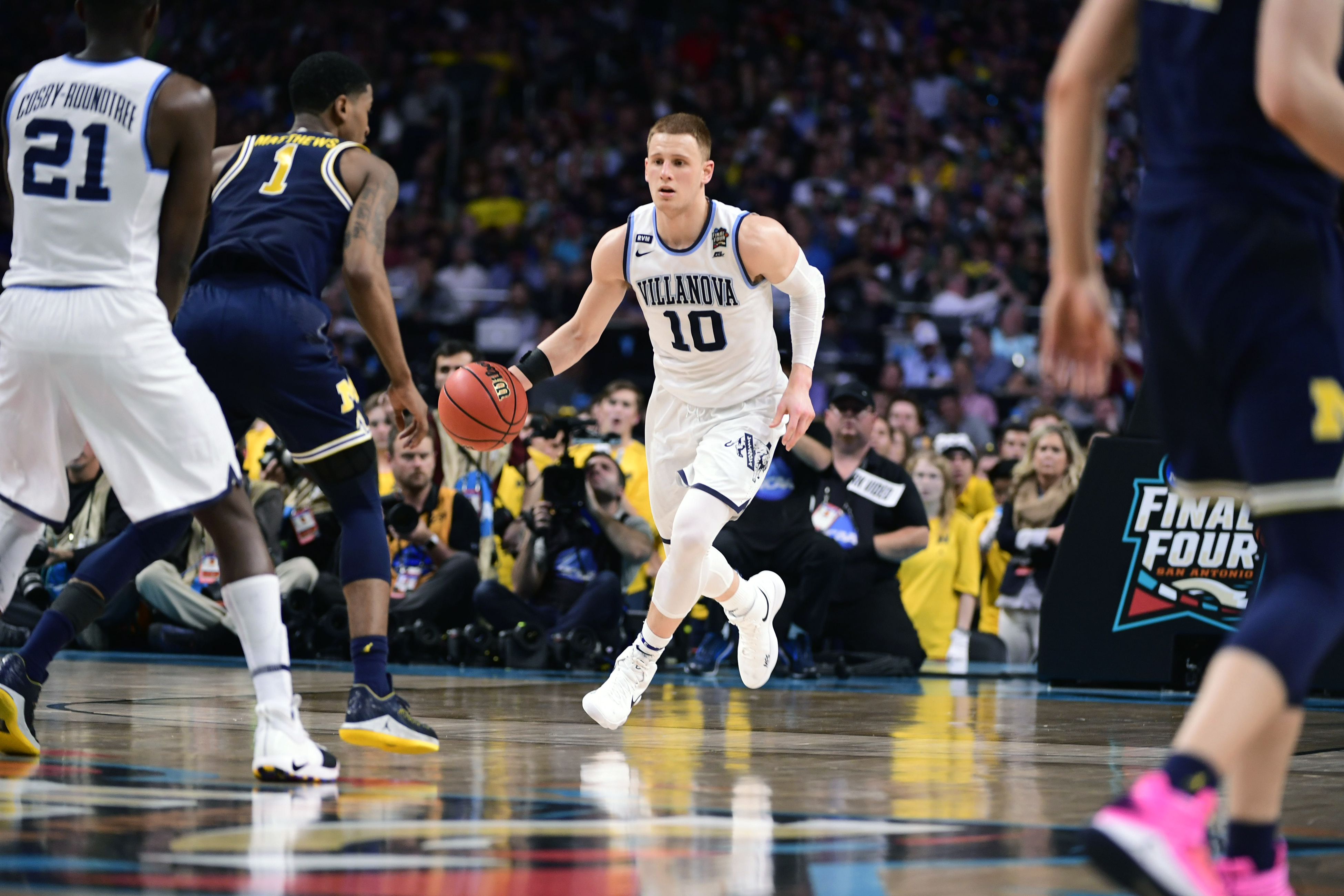 Donte DiVincenzo (SG) Shop - New York Knicks - Yahoo Sports