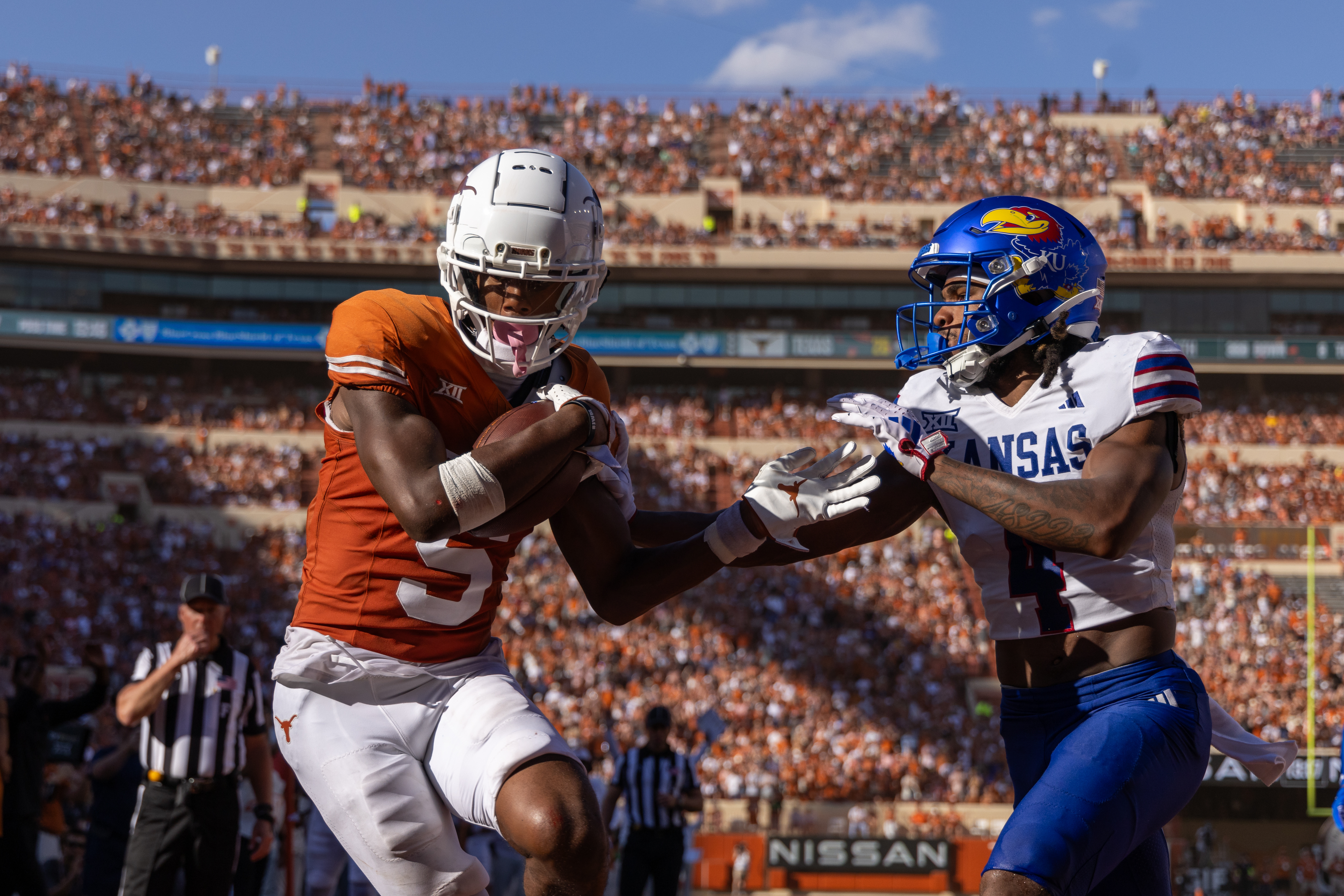 Ehlinger, Longhorns ready to make their own noise