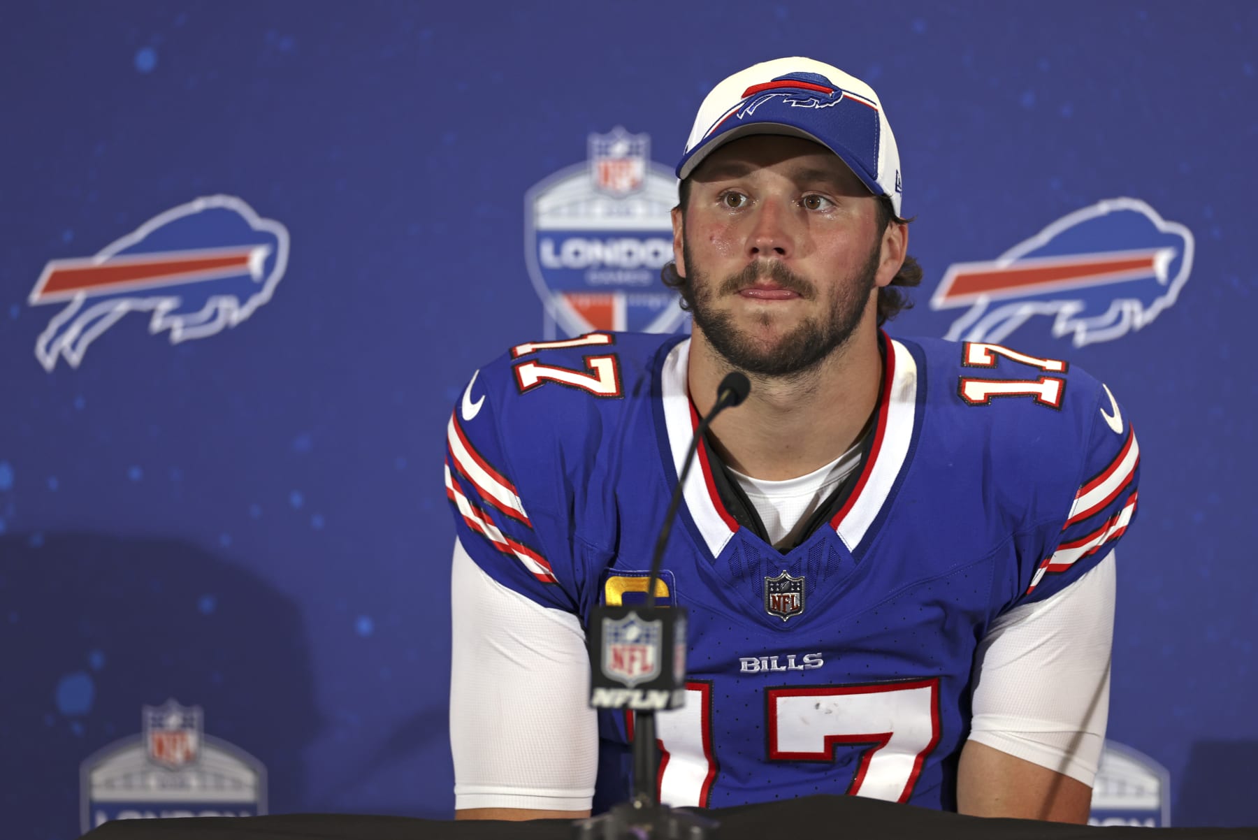 Buffalo Bills Sideline With Standing Buffalo Snapback