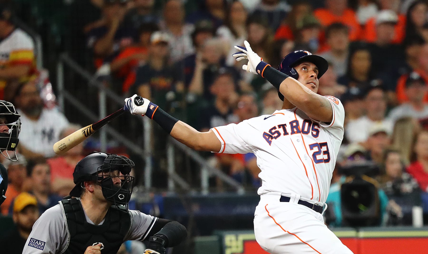Astros scramble after pitchers pounded for 25 runs by Boston