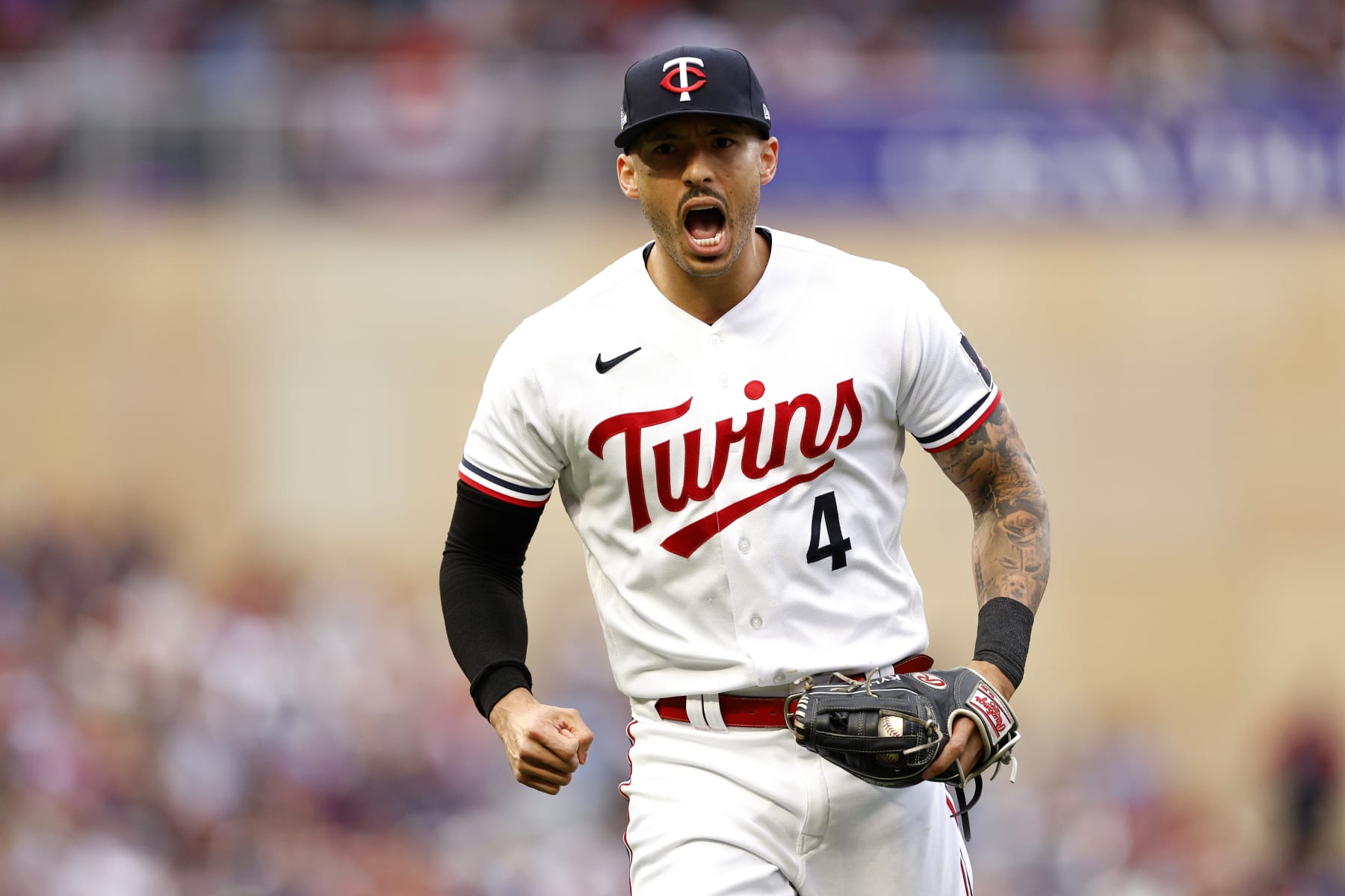 Why Correa's postseason pickoff stunned even former Twins