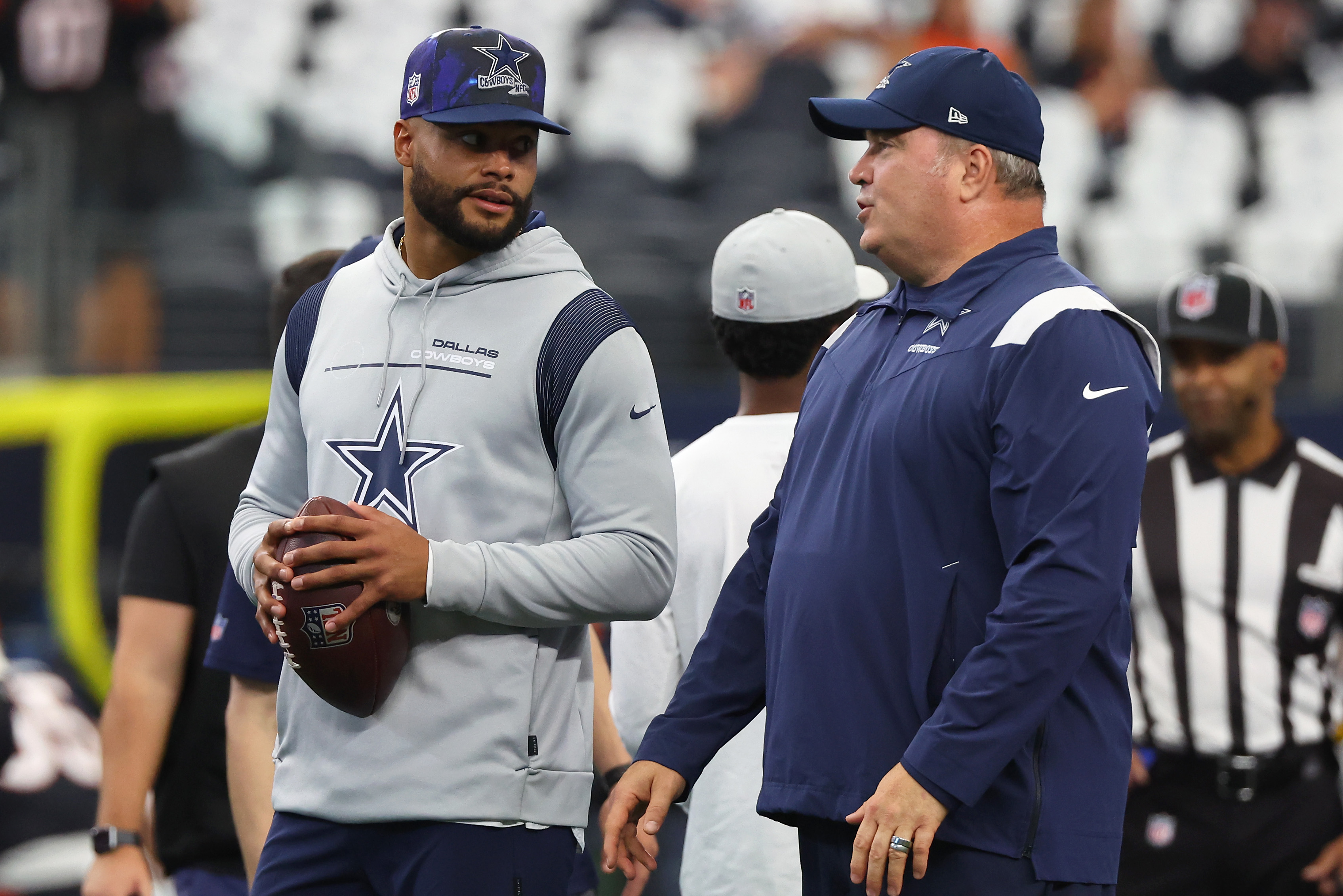 Odell Beckham Jr. visits Mavs game with Cowboys stars Micah Parsons, Trevon  Diggs 