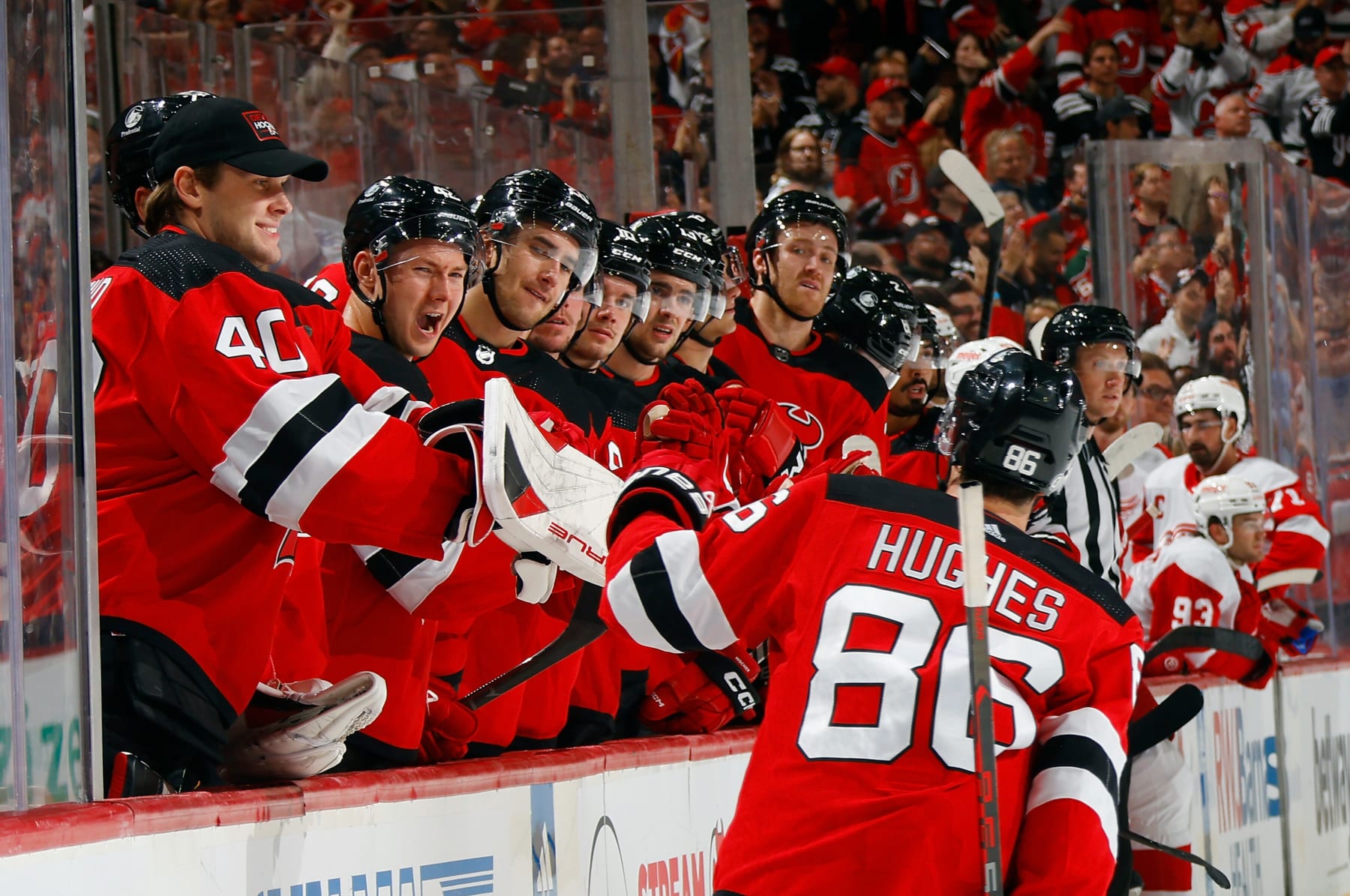 Puck, yeah: How outdoor NHL games bring hockey players back to their roots