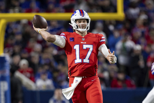 Bills' Josh Allen, Jordan Phillips get into training camp scuffle