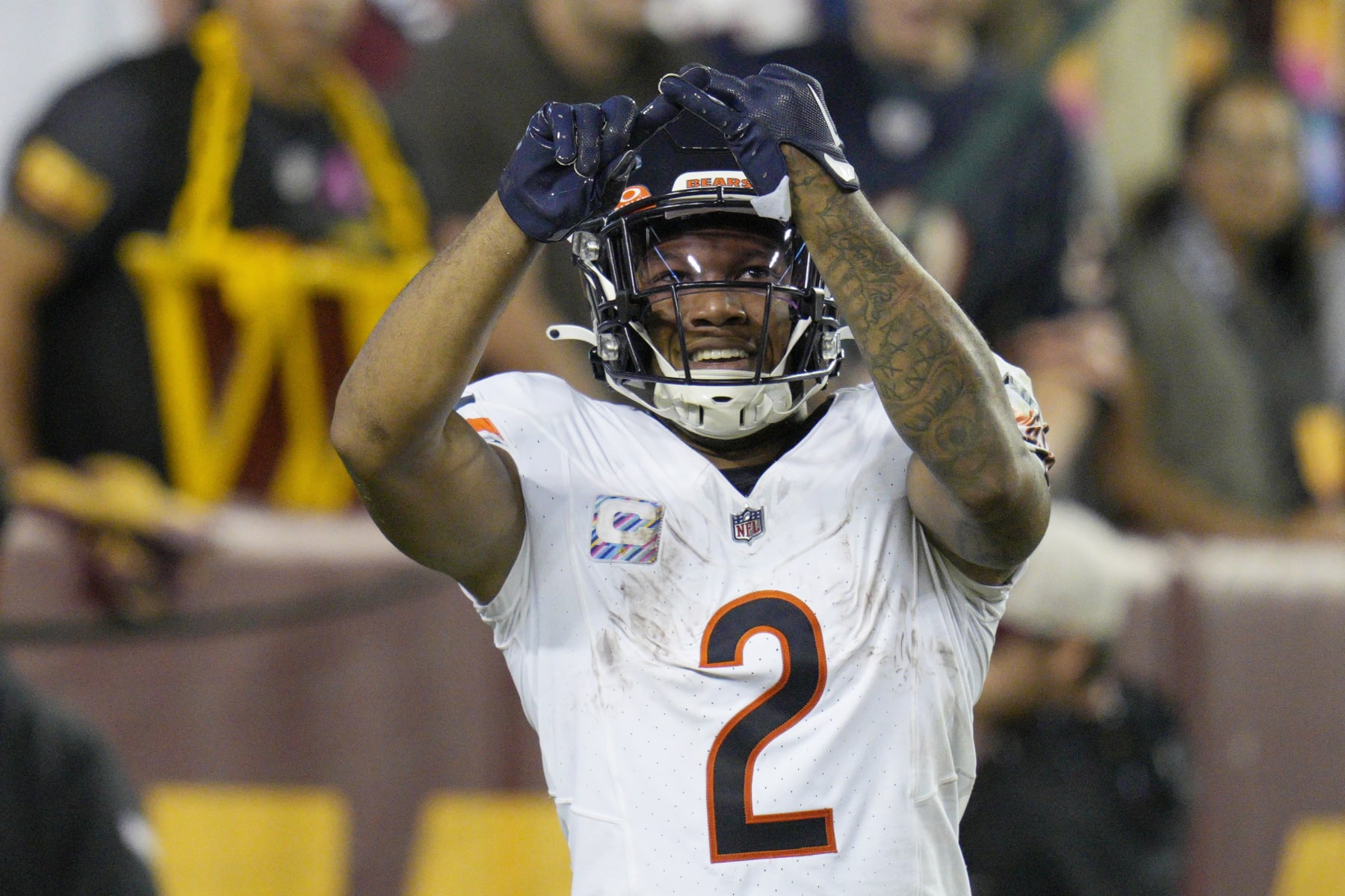 Bears WR D.J. Moore