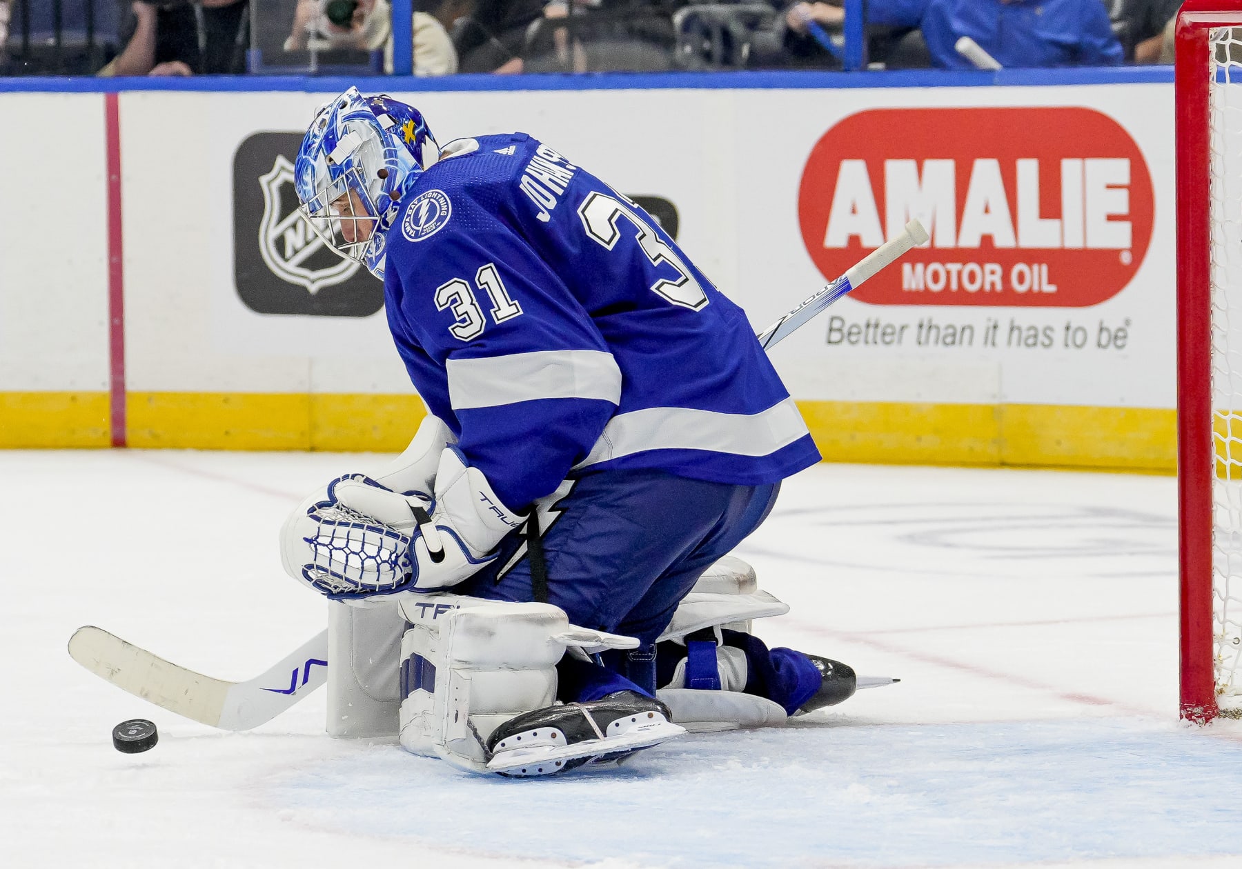 New Jersey Devils Could Find Slim Pickings in the Goalie Trade