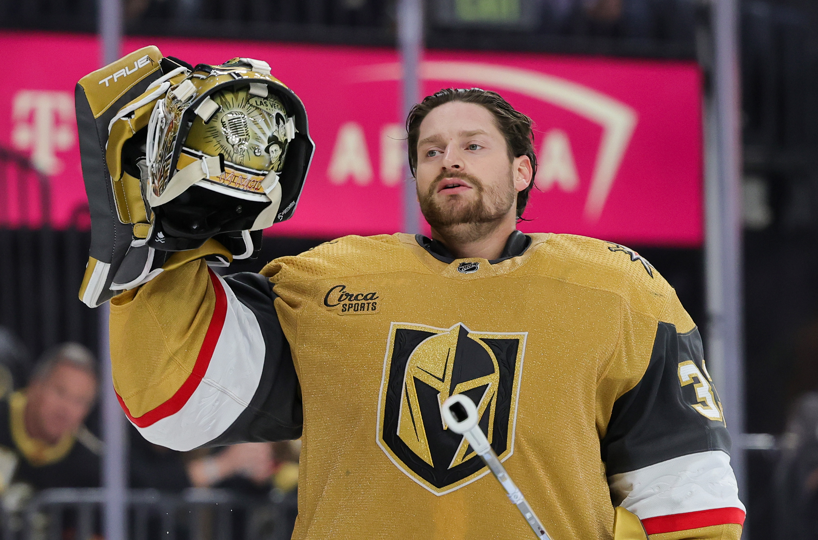 Golden Knights acquire Jonathan Quick from Blue Jackets