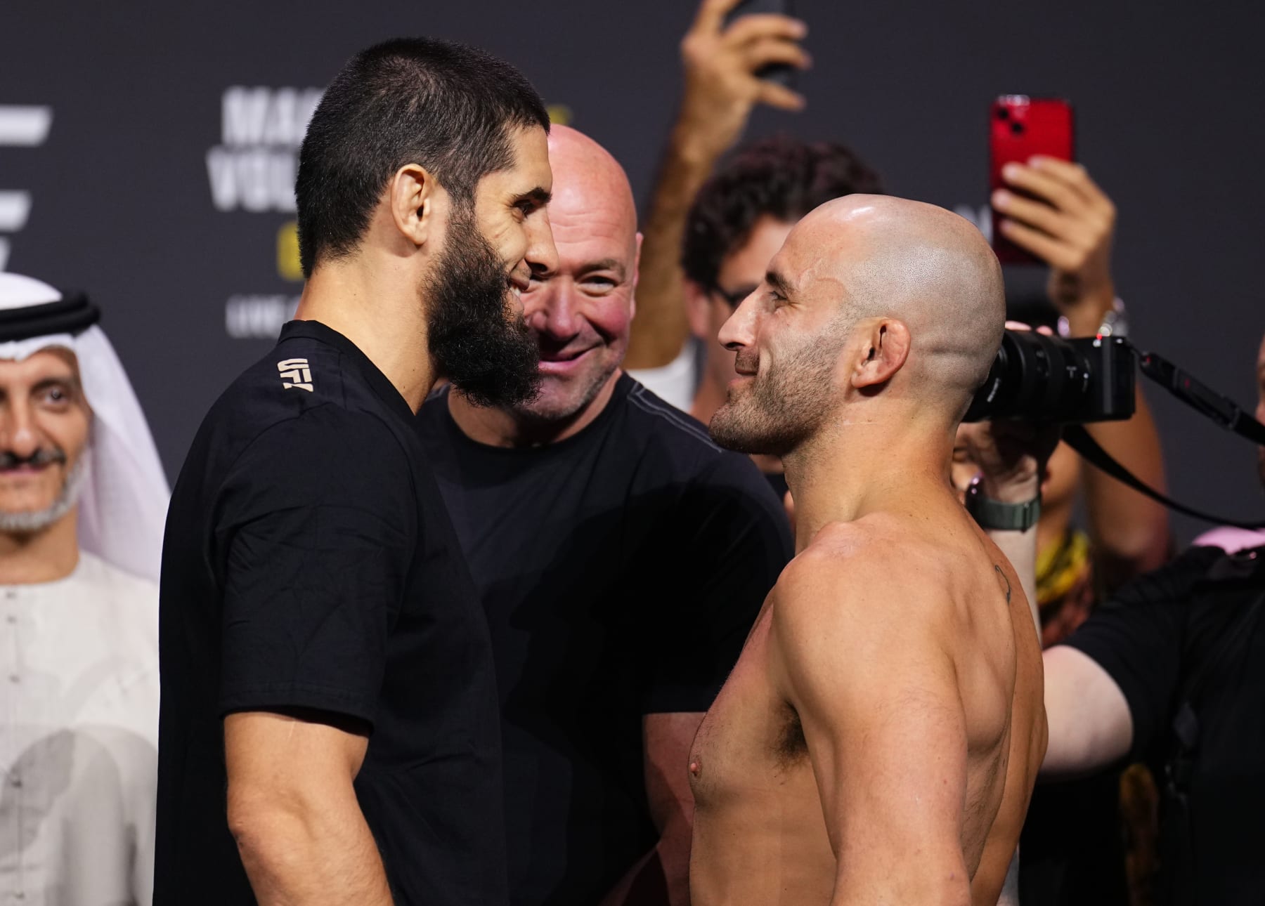 ABU DHABI, UNITED ARAB EMIRATES - OCTOBER 20: (L-R) Opponents Islam Makhachev of Russia and Alexander Volkanovski of Australia face off during the UFC 294 ceremonial weigh-in at Etihad Arena on October 20, 2023 in Abu Dhabi, United Arab Emirates. (Photo by Chris Unger/Zuffa LLC via Getty Images)