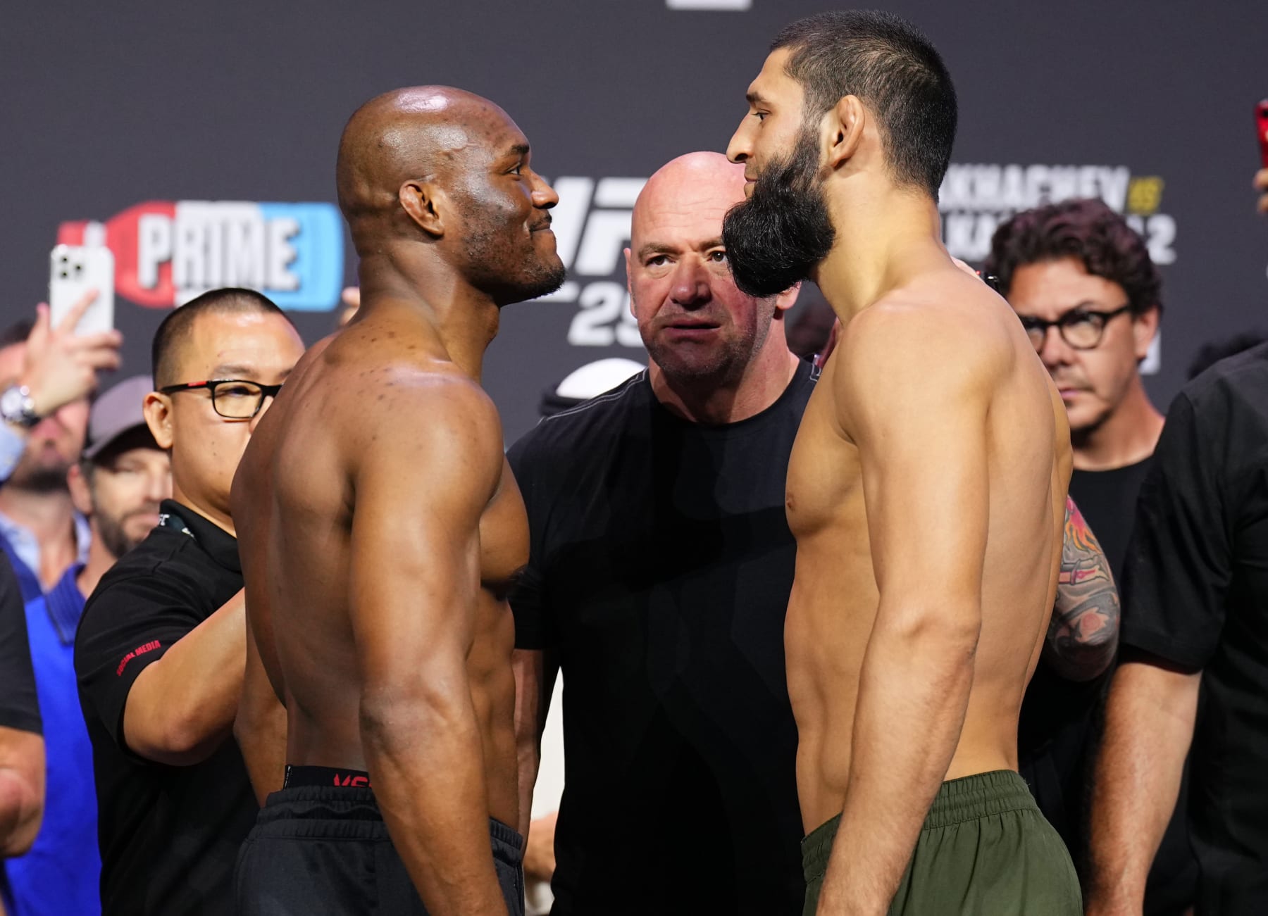 ABU DHABI, UNITED ARAB EMIRATES - OCTOBER 20: (L-R) Opponents Kamaru Usman of Nigeria and Khamzat Chimaev of the United Arab Emirates face off during the UFC 294 ceremonial weigh-in at Etihad Arena on October 20, 2023 in Abu Dhabi, United Arab Emirates. (Photo by Chris Unger/Zuffa LLC via Getty Images)