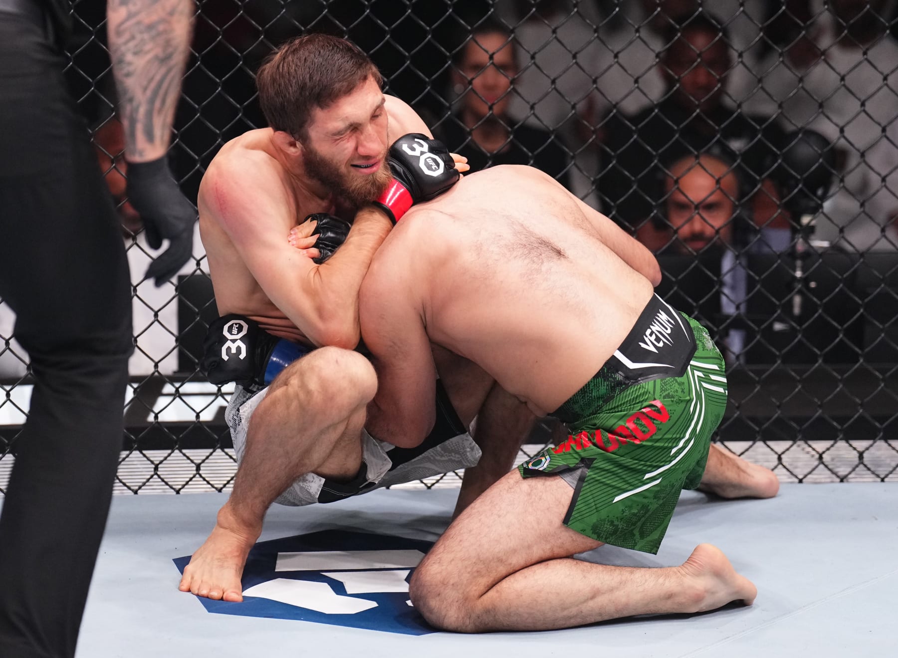 UFC 294 Results: Makhachev Scores Head-Kick KO Over Volkanovski