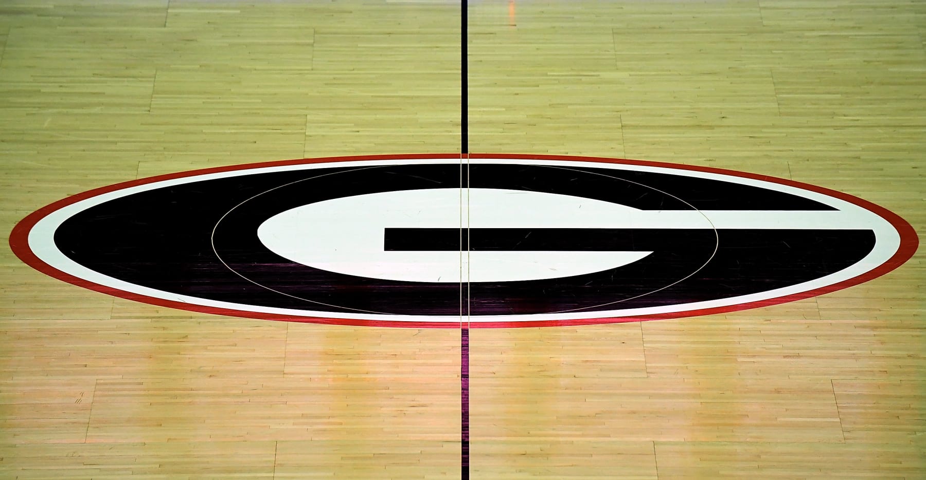 ATHENS, GA - JANUARY 04: A general view of the Georgia Bulldogs' logo at mid-court at Stegeman Coliseum on January 4, 2017 in Athens, Georgia. (Photo by Mike Comer/Getty Images)
